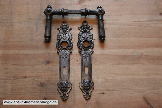 Antike Türklinke  Gründerzeit mit Putte / Teufel 3