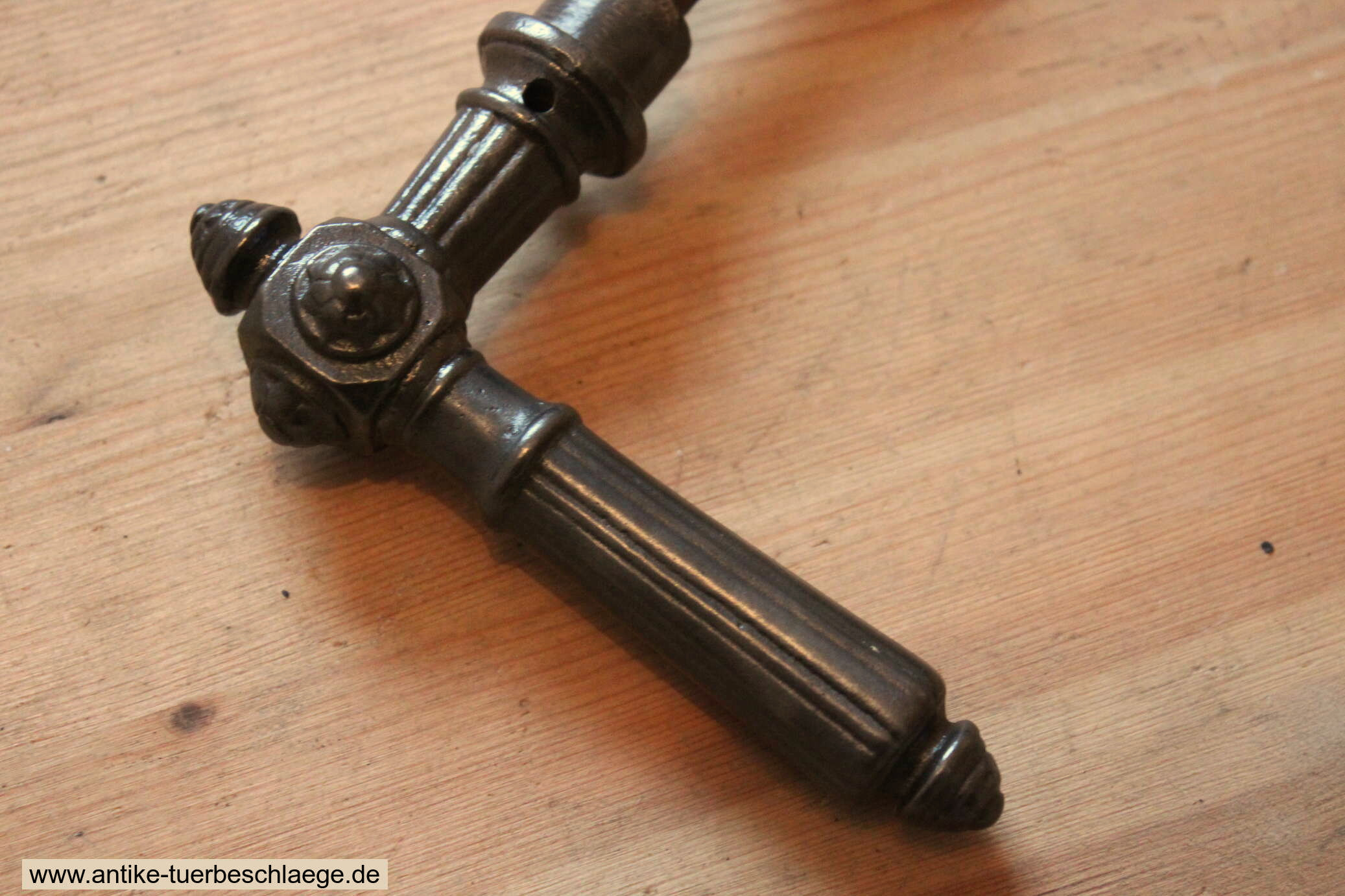 Antike Türklinke  Gründerzeit mit Putte / Teufel 3 – Ansicht 5