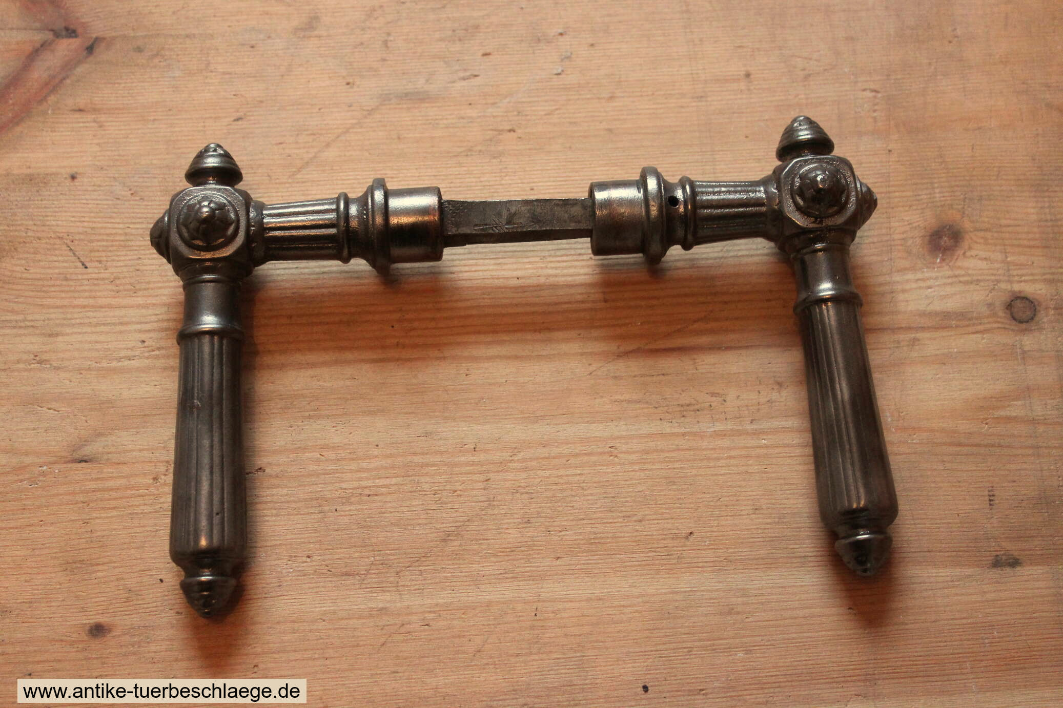 Antike Türklinke  Gründerzeit mit Putte / Teufel 4 – Ansicht 4