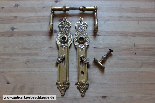 Seltene Gründerzeitgarnitur mit 72mm Lochabstand  ca. 1890 #2