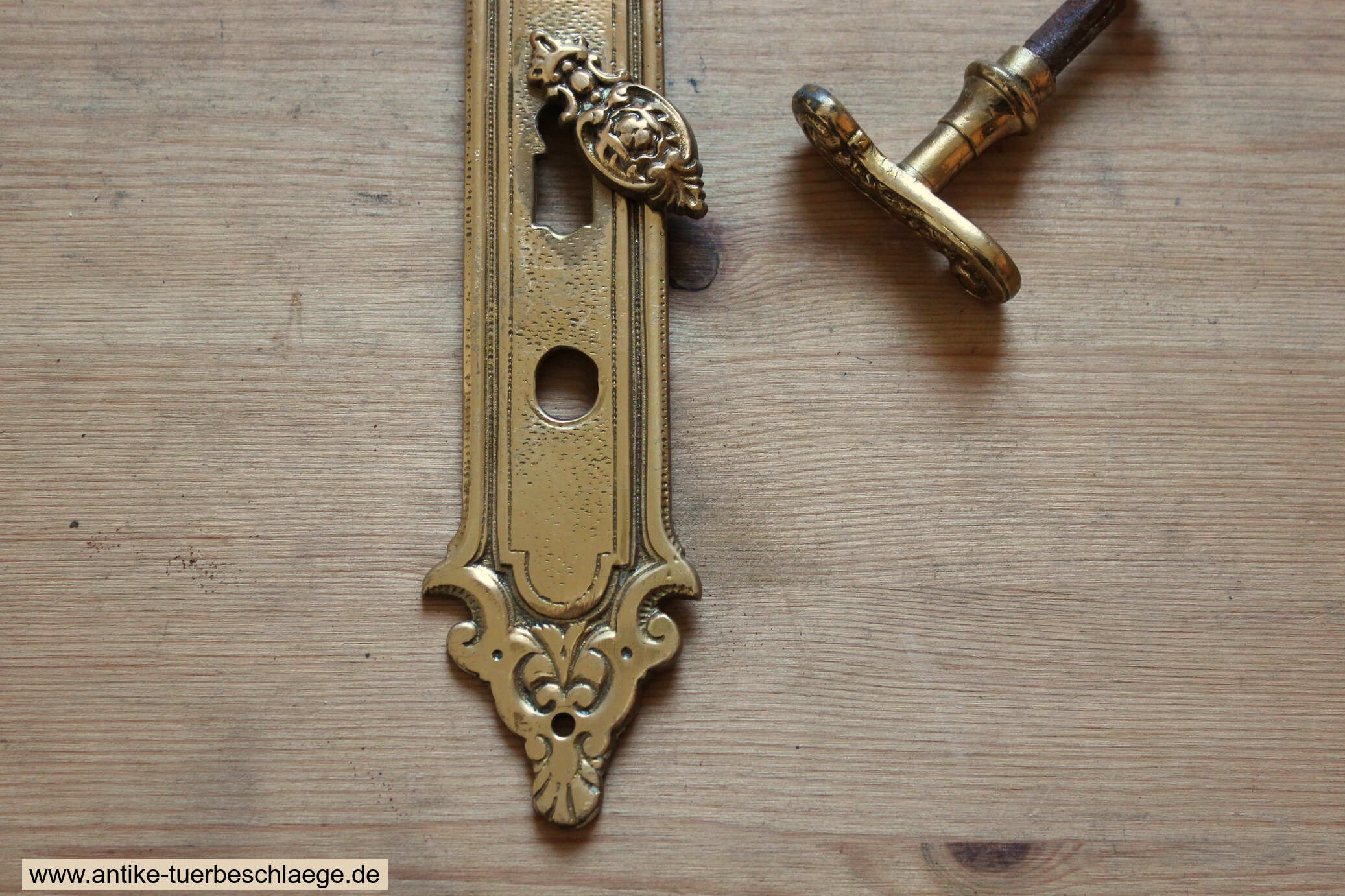 Seltene Gründerzeitgarnitur mit 72mm Lochabstand  ca. 1890 #2 – Ansicht 3