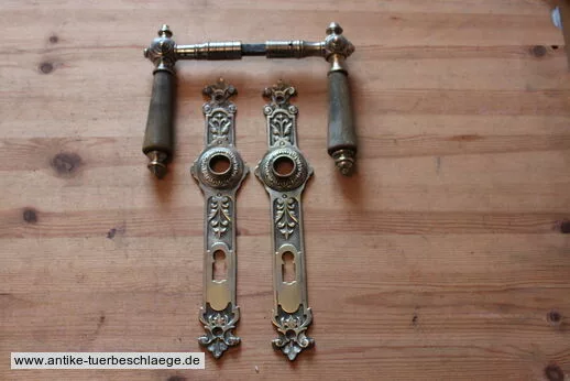 Türdrücker Gründerzeit vernickelt 72mm, 23,5 cm