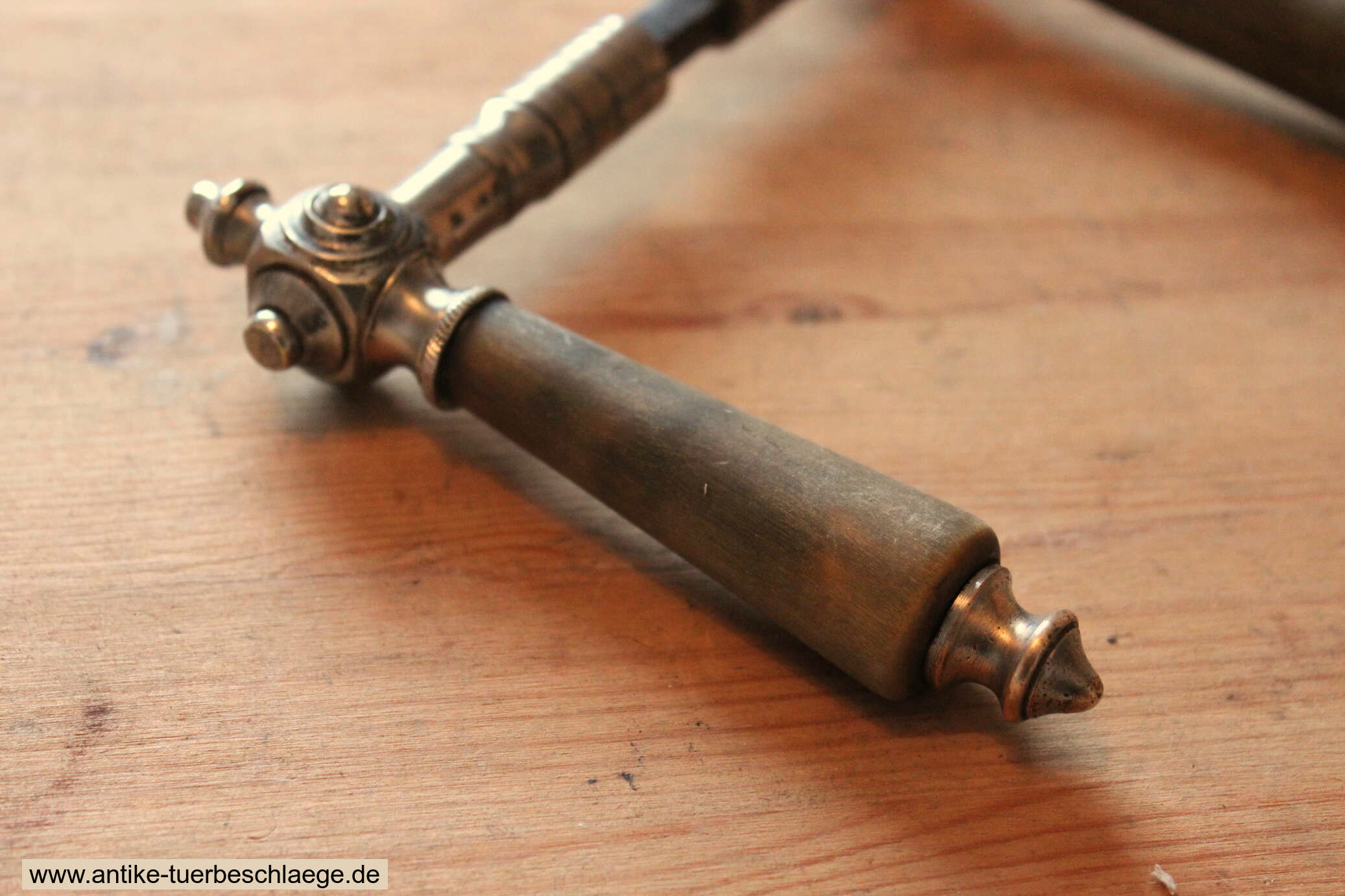 Türdrücker Gründerzeit vernickelt 72mm – Ansicht 5