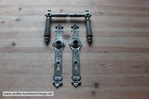 Türdrücker Gründerzeit vernickelt 72mm