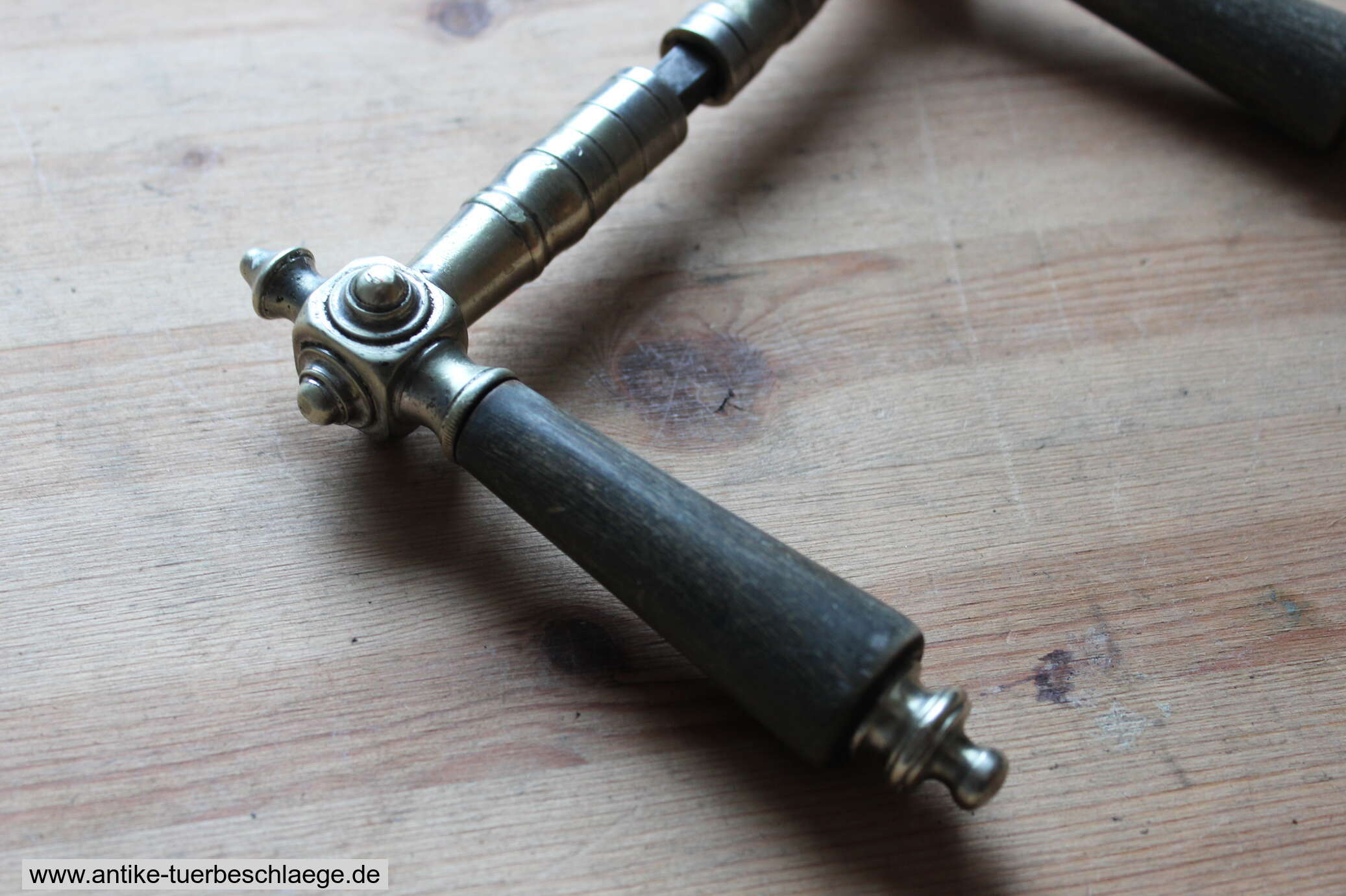 Türdrücker Gründerzeit vernickelt 72mm – Ansicht 5