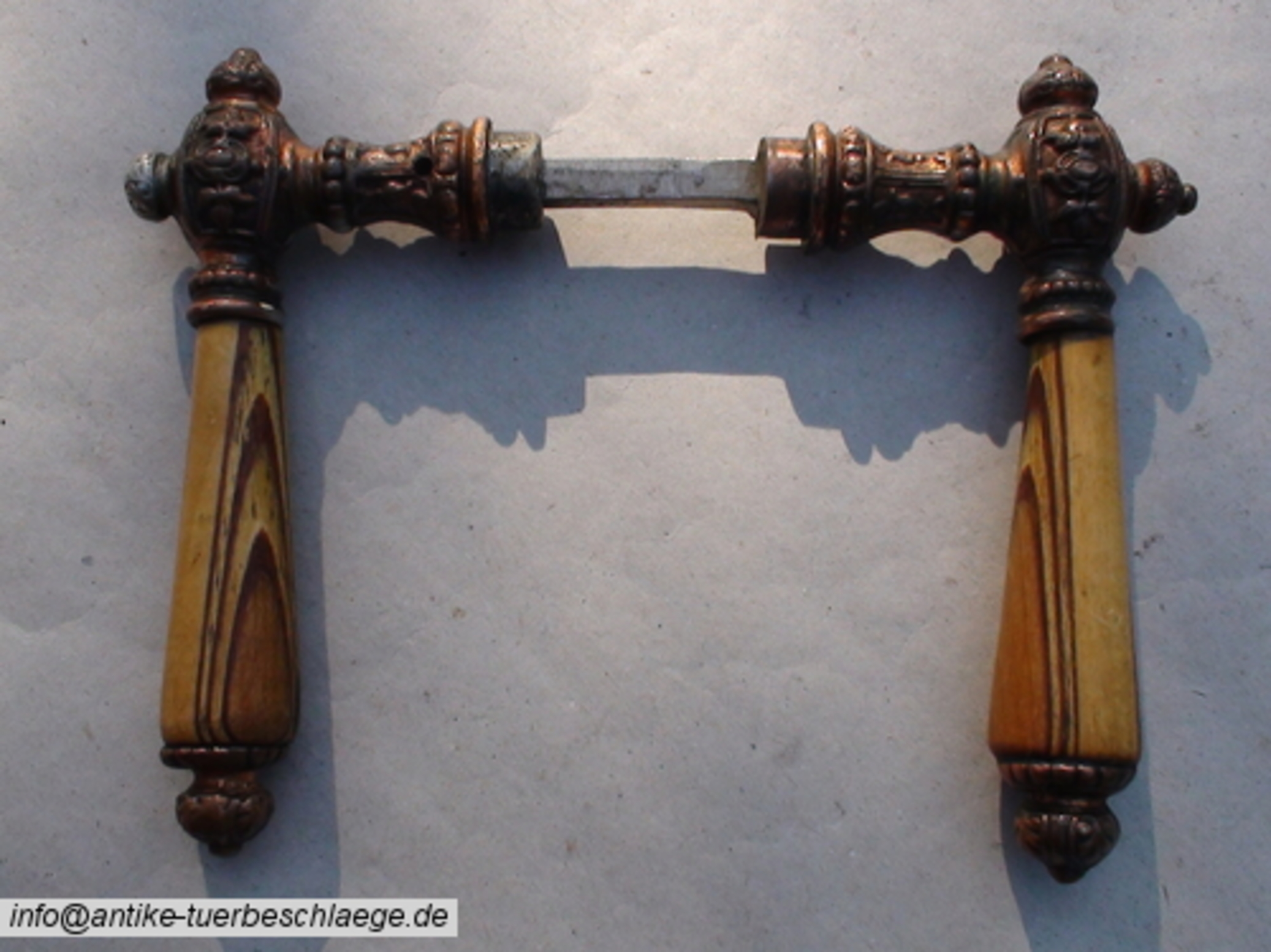 Alter Türbeschlag Gründerzeit – Ansicht 4