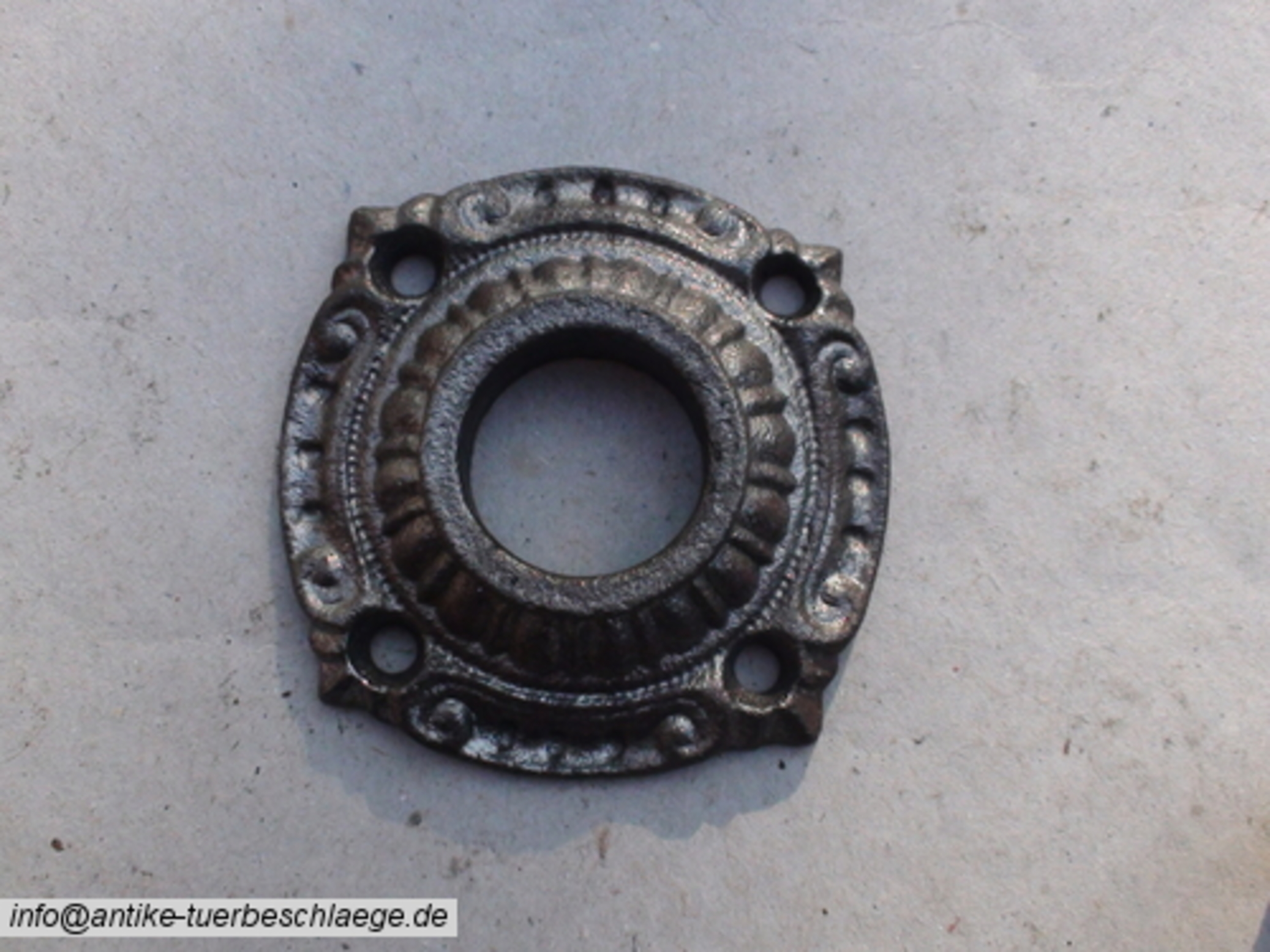 Alter Türbeschlag Gründerzeit – Ansicht 2