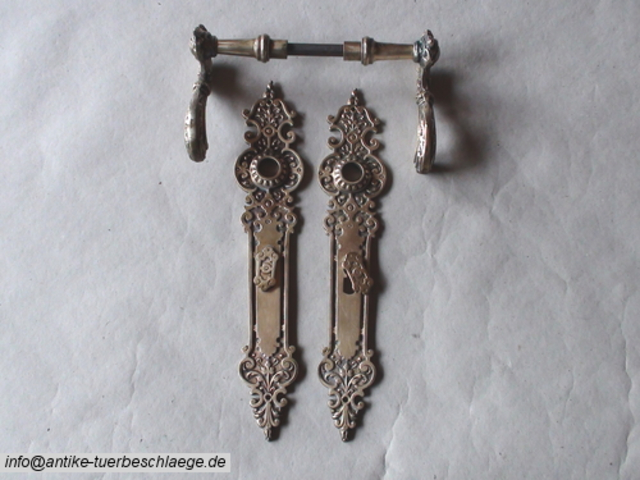 Alter Türbeschlag Gründerzeit – Ansicht 1