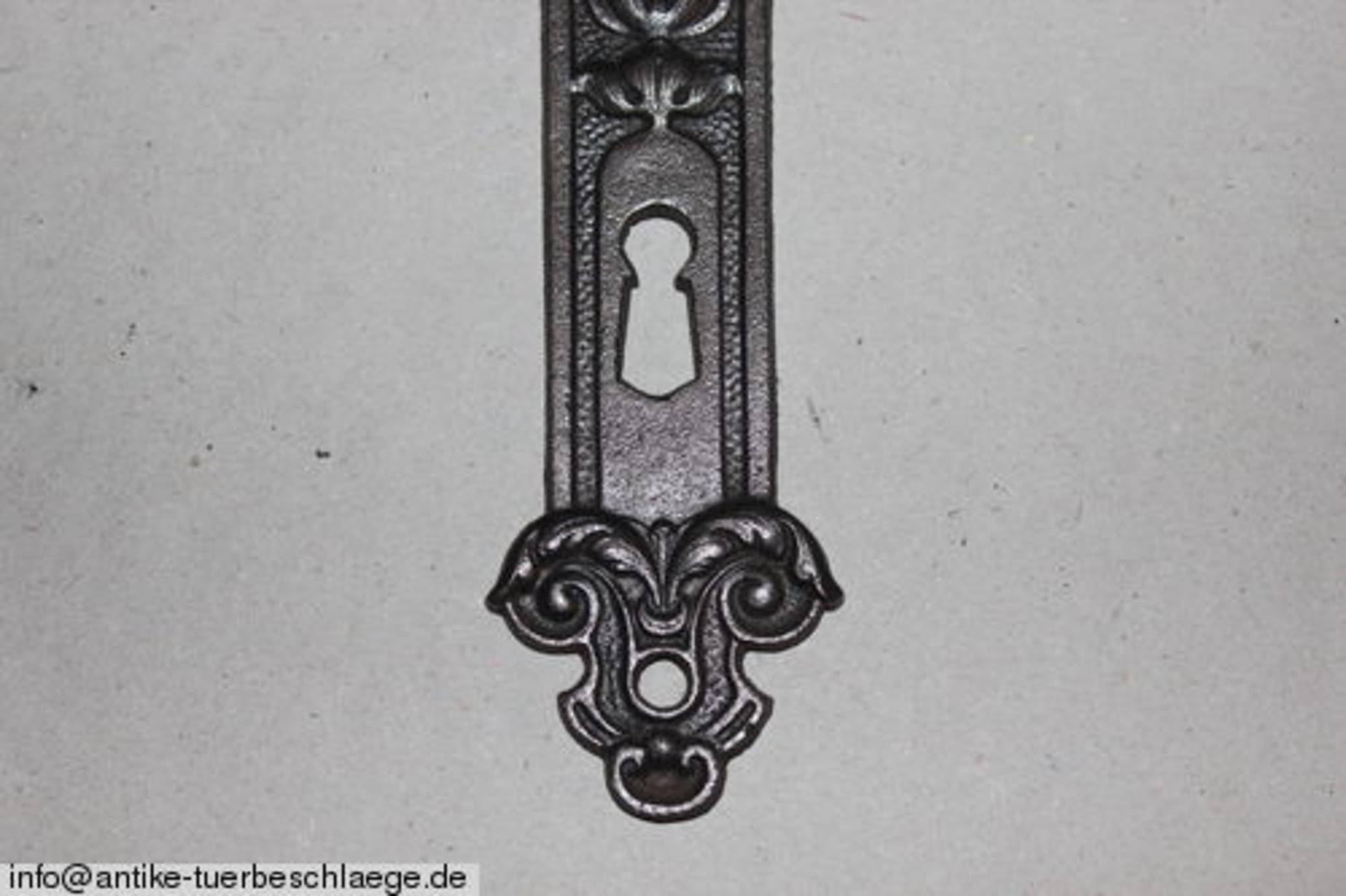 Alter Türbeschlag Gründerzeit – Ansicht 3