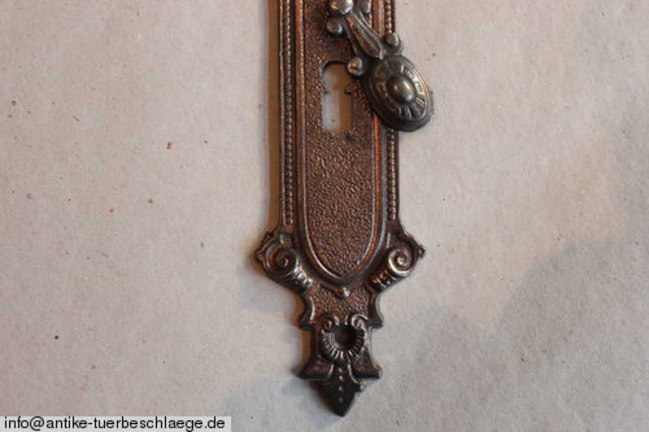 Alter Türbeschlag Gründerzeit – Ansicht 3