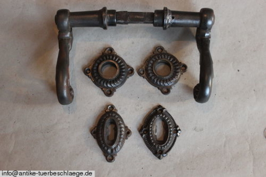 Alter Türbeschlag Gründerzeit