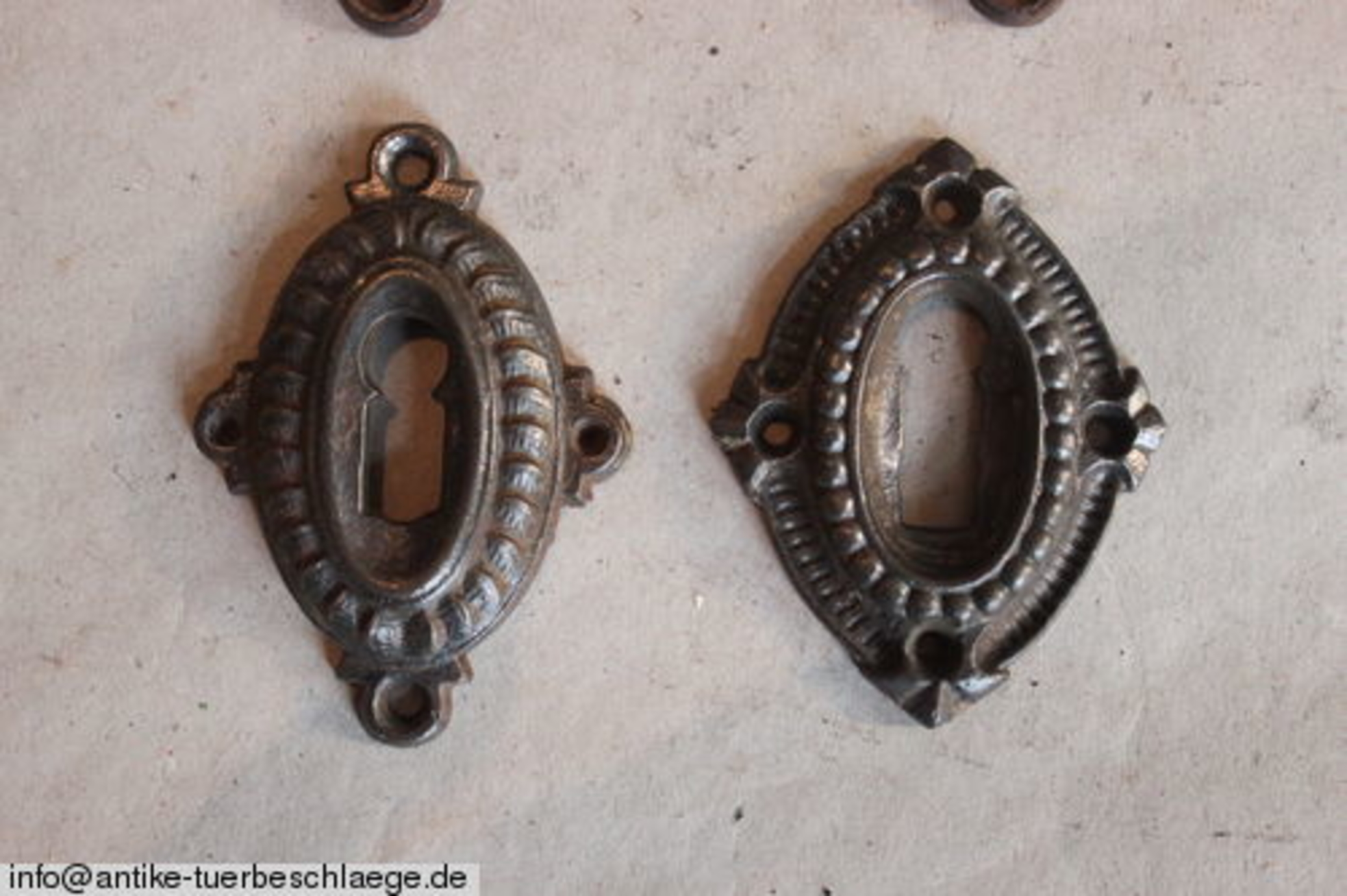 Alter Türbeschlag Gründerzeit – Ansicht 3