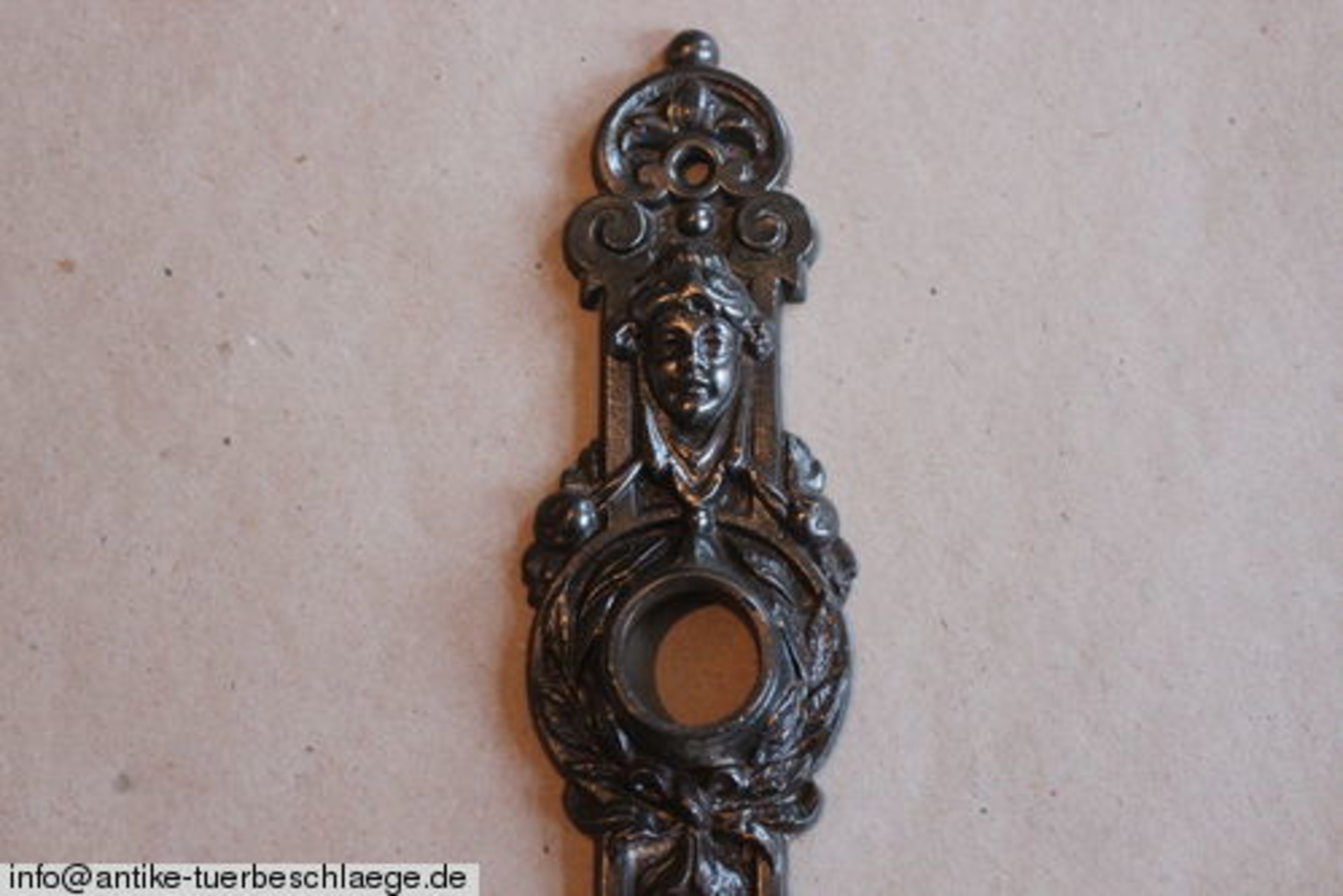 Alter Türbeschlag Gründerzeit – Ansicht 2