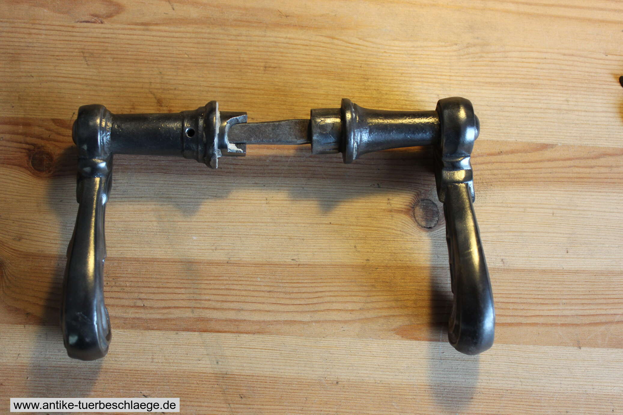 Antike Drückergarnitur Gründerzeit ca. 1890 – Ansicht 4