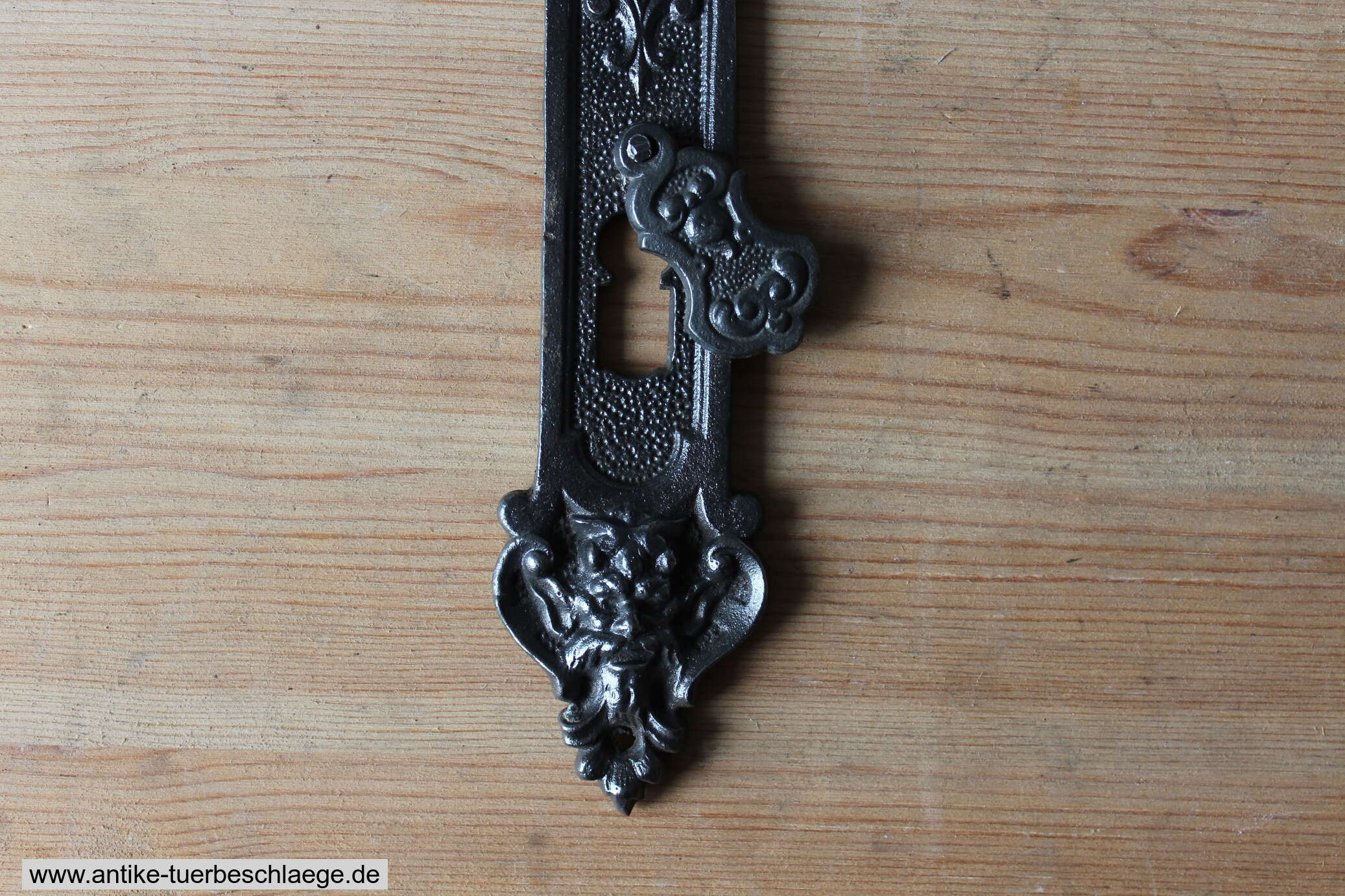 Antike Türdrückergarnitur Himmel&Hölle (Engels- und Teufekskopf) #2 – Ansicht 3