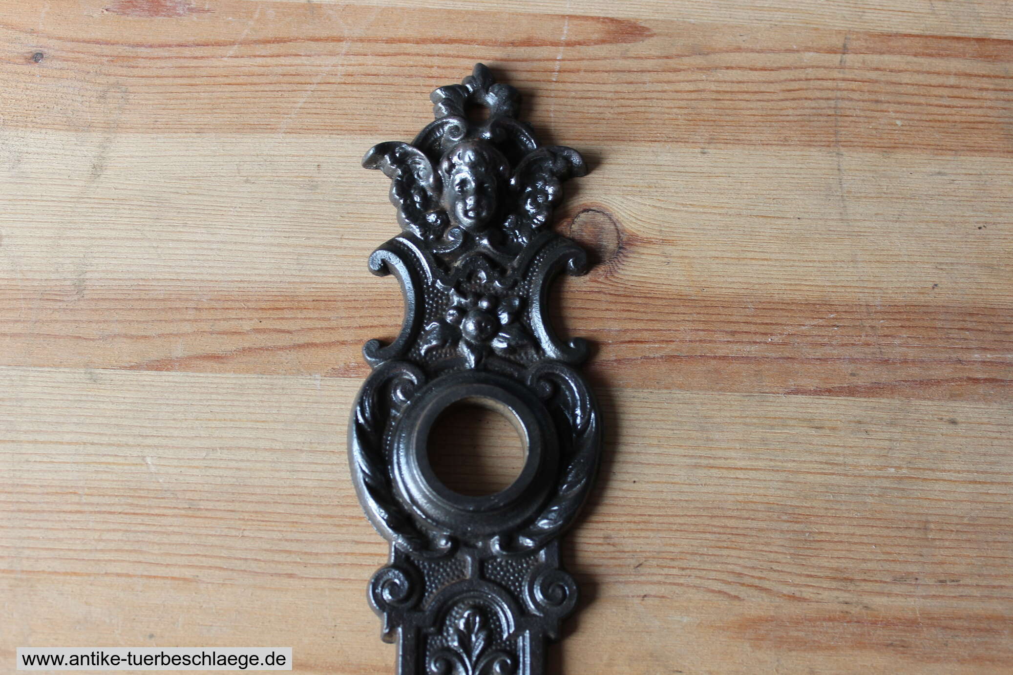 Antike Türdrückergarnitur Himmel&Hölle (Engels- und Teufekskopf) #4 – Ansicht 2