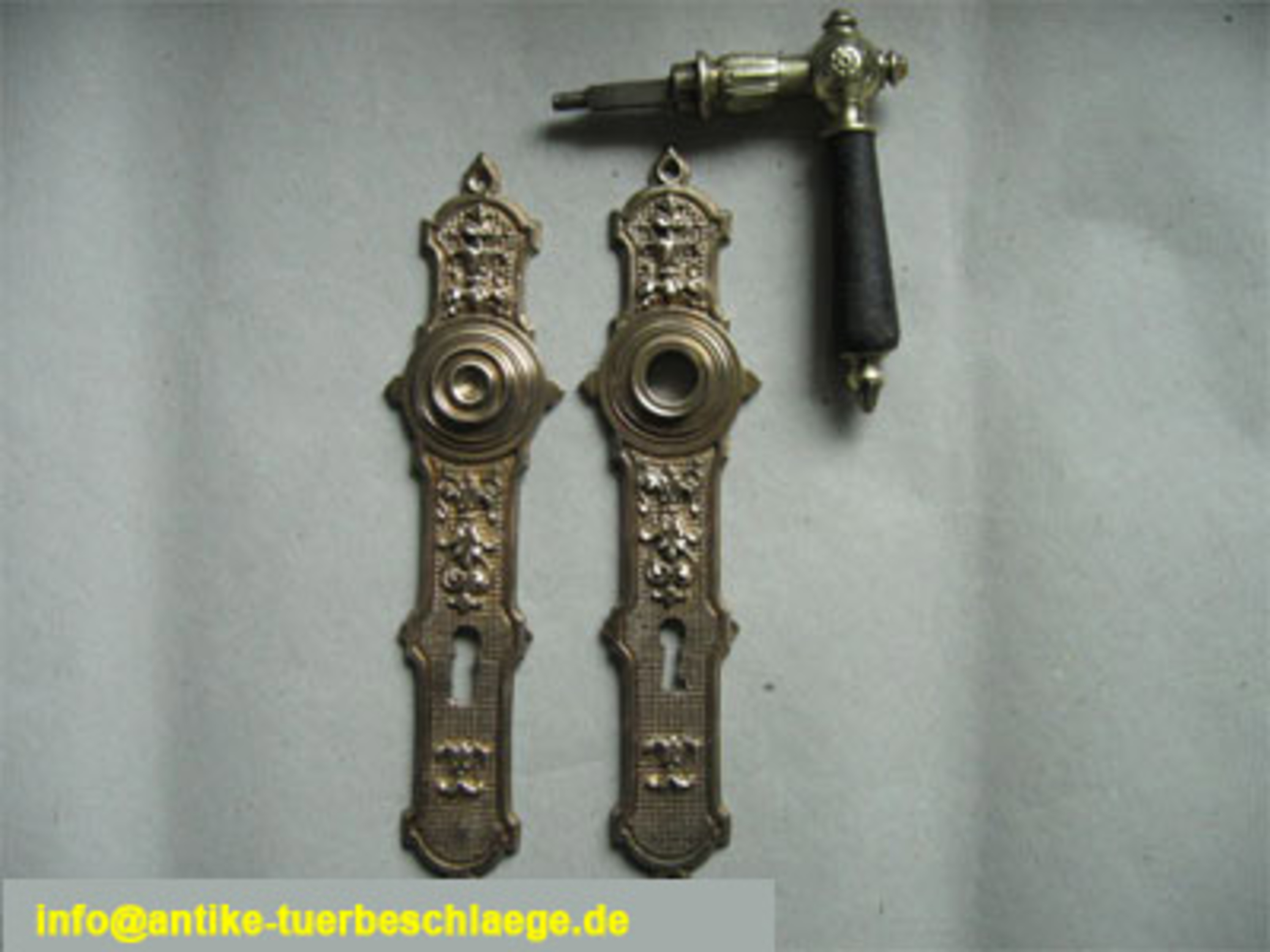 Antiker Haustürgriff aus der Gründerzeit / Barrock – Ansicht 2