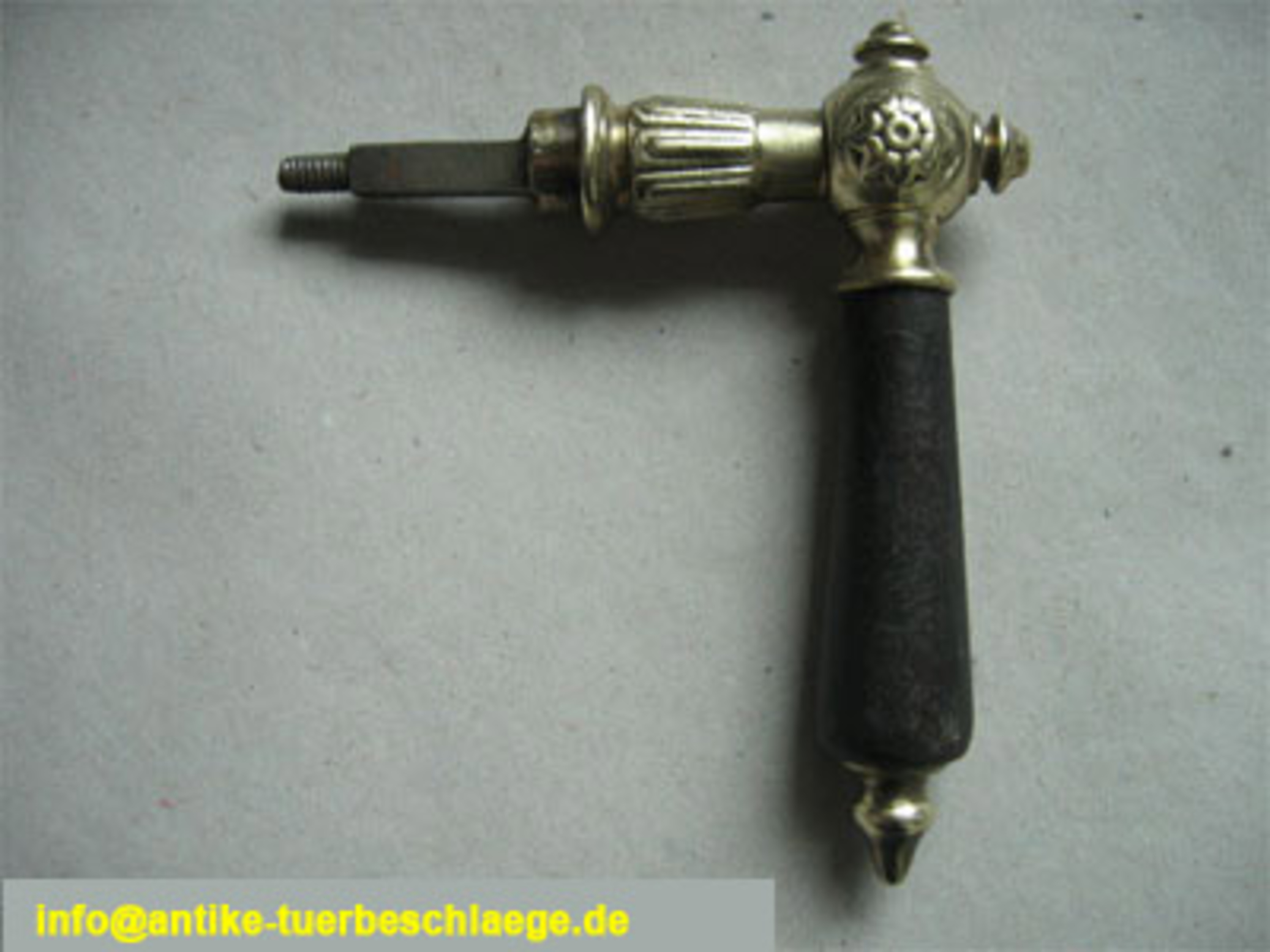 Antiker Haustürgriff aus der Gründerzeit / Barrock – Ansicht 4
