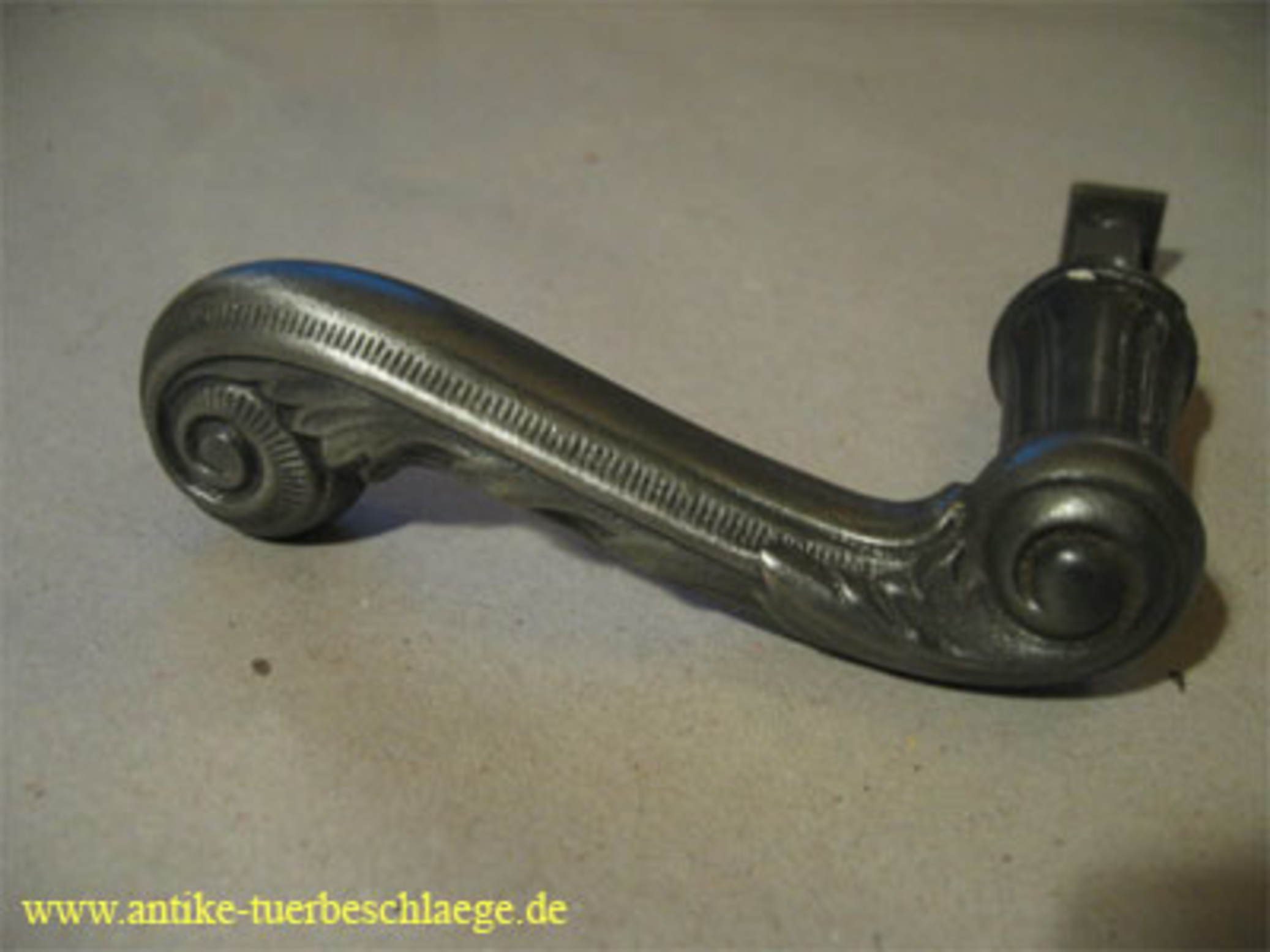 Antiker Haustür Türbeschlag / Drückergarnitur aus der Gründerzeit – Ansicht 5