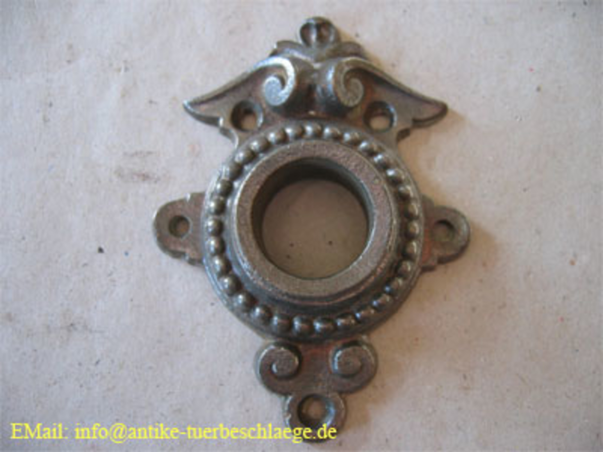 Alter Türbeschlag Gründerzeit – Ansicht 2