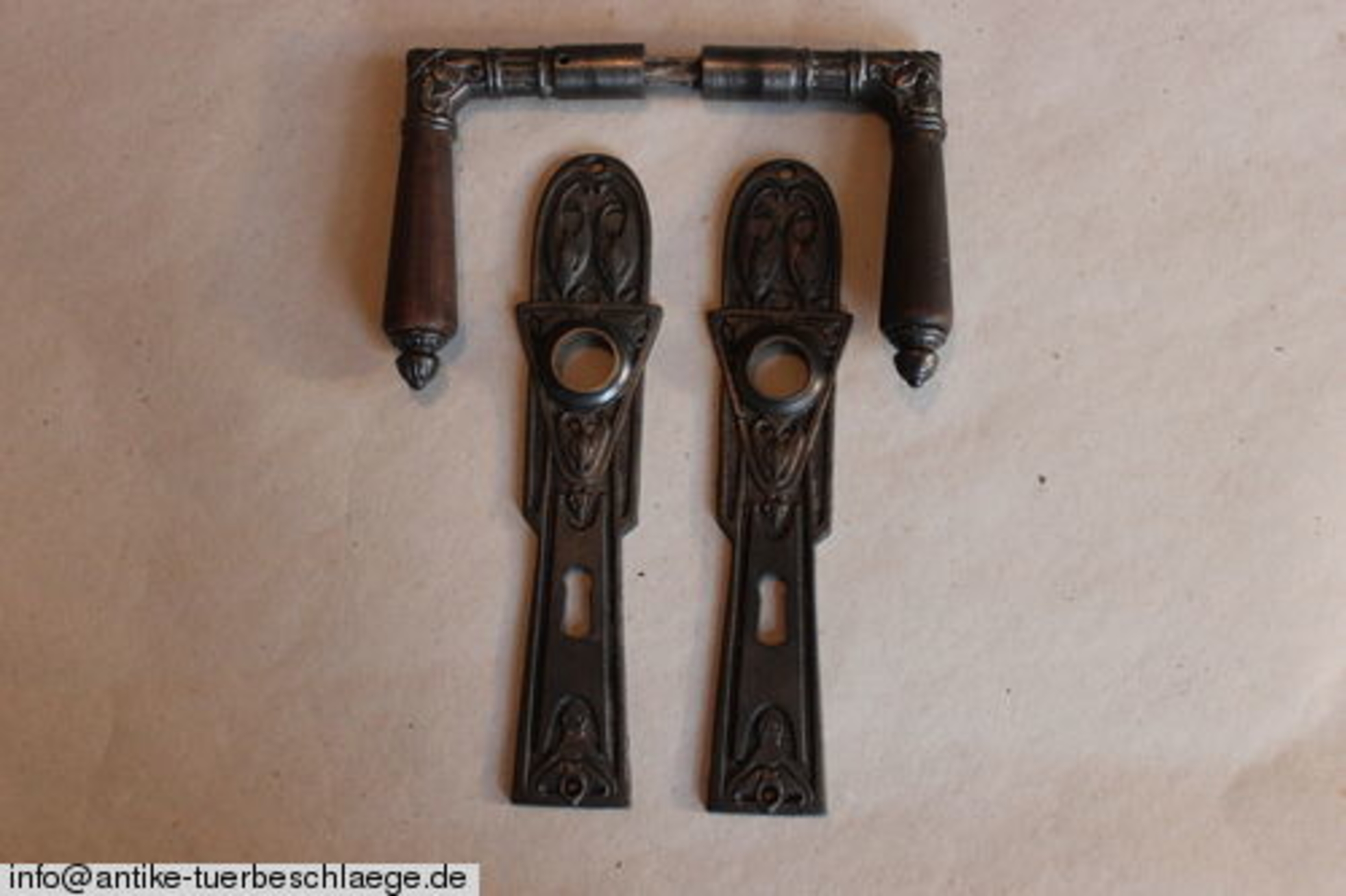 Antiker Jugendtil Türbeschlag ca. 1910 - 1920 – Ansicht 1