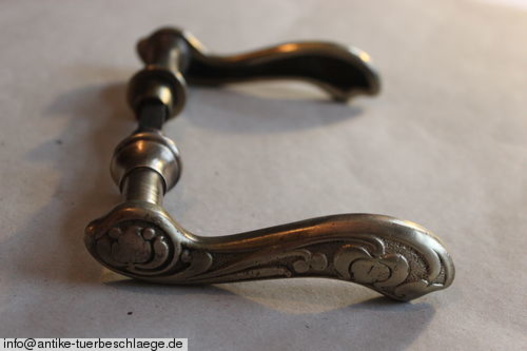 Antiker Jugendtil Türbeschlag ca. 1920 – Ansicht 5