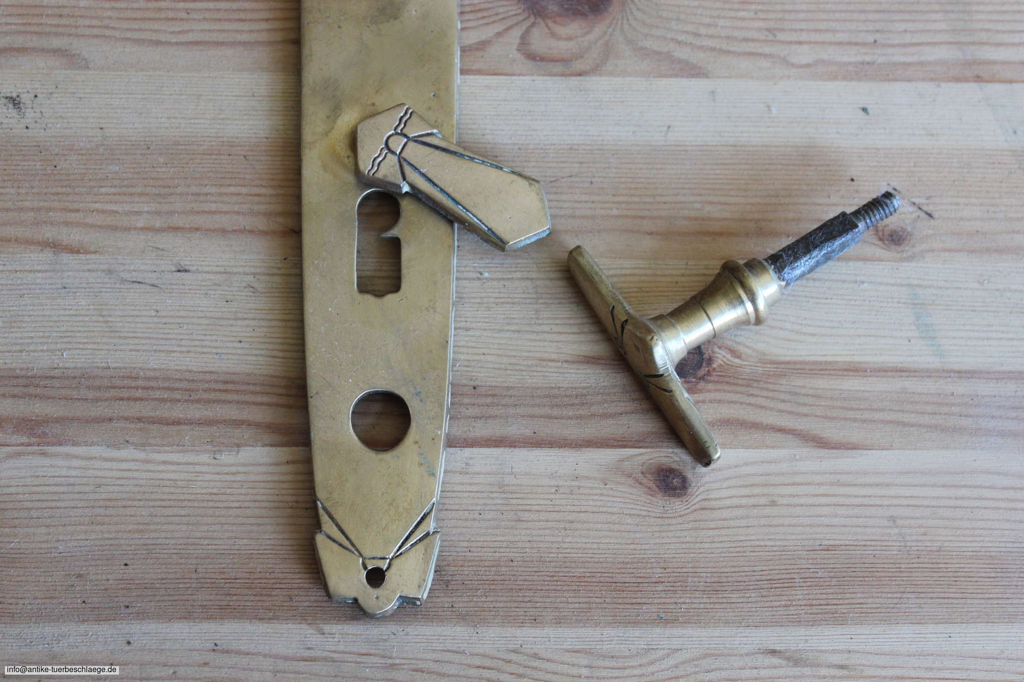 Historische Drückergarnituren , historische Türklinke geometrischer Jugendstil  (~1920) – Ansicht 3