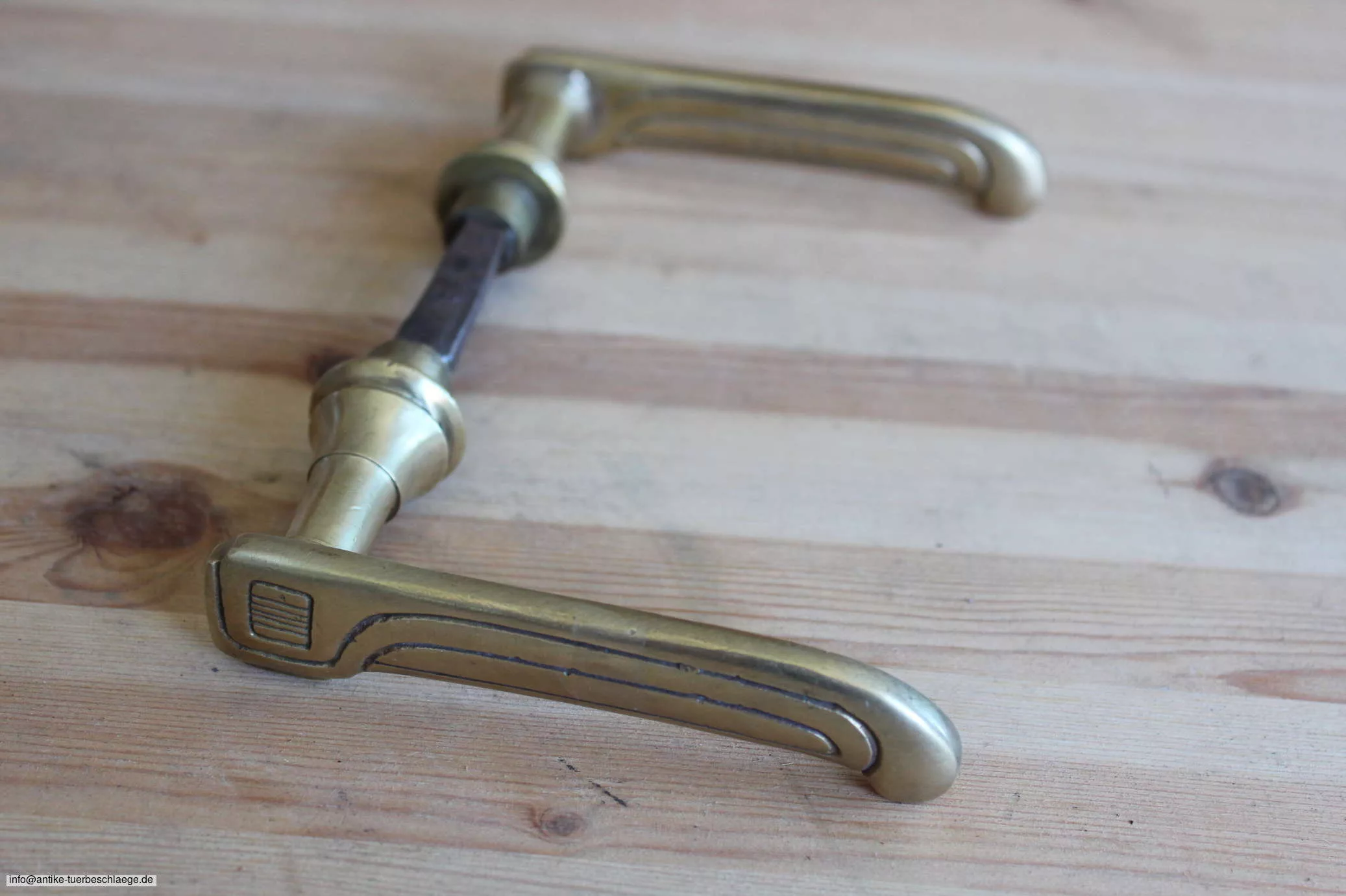 Antike Türbeschläge, antike Türklinke geometrisch Jugendstil  (~1910) – Ansicht 5