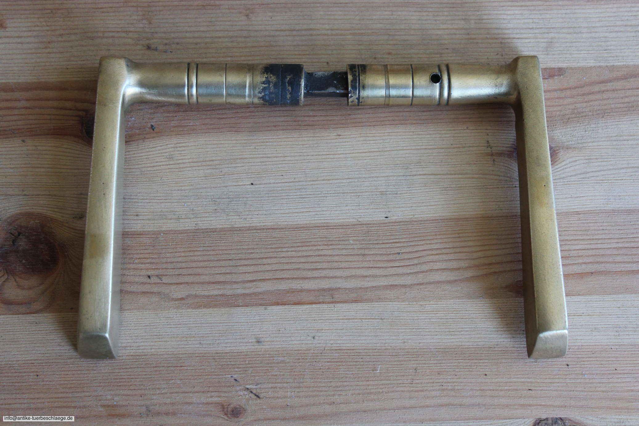 Antike Türbeschläge, antike Türklinke geometrischer Jugendstil  (~1910 Würfelmuster) – Ansicht 4