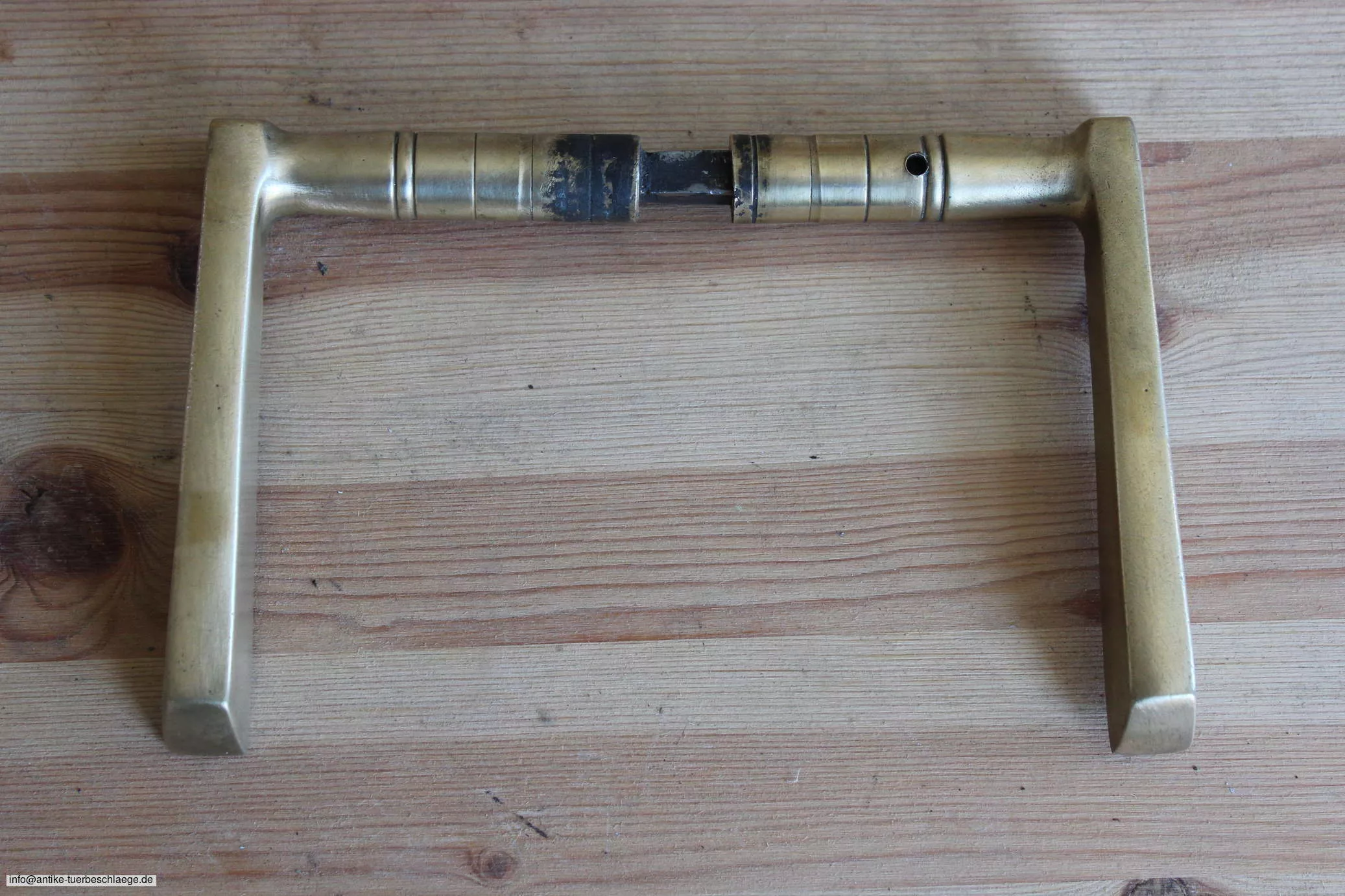 Antike Türbeschläge, antike Türklinke geometrischer Jugendstil  (~1910 Würfelmuster) – Ansicht 4
