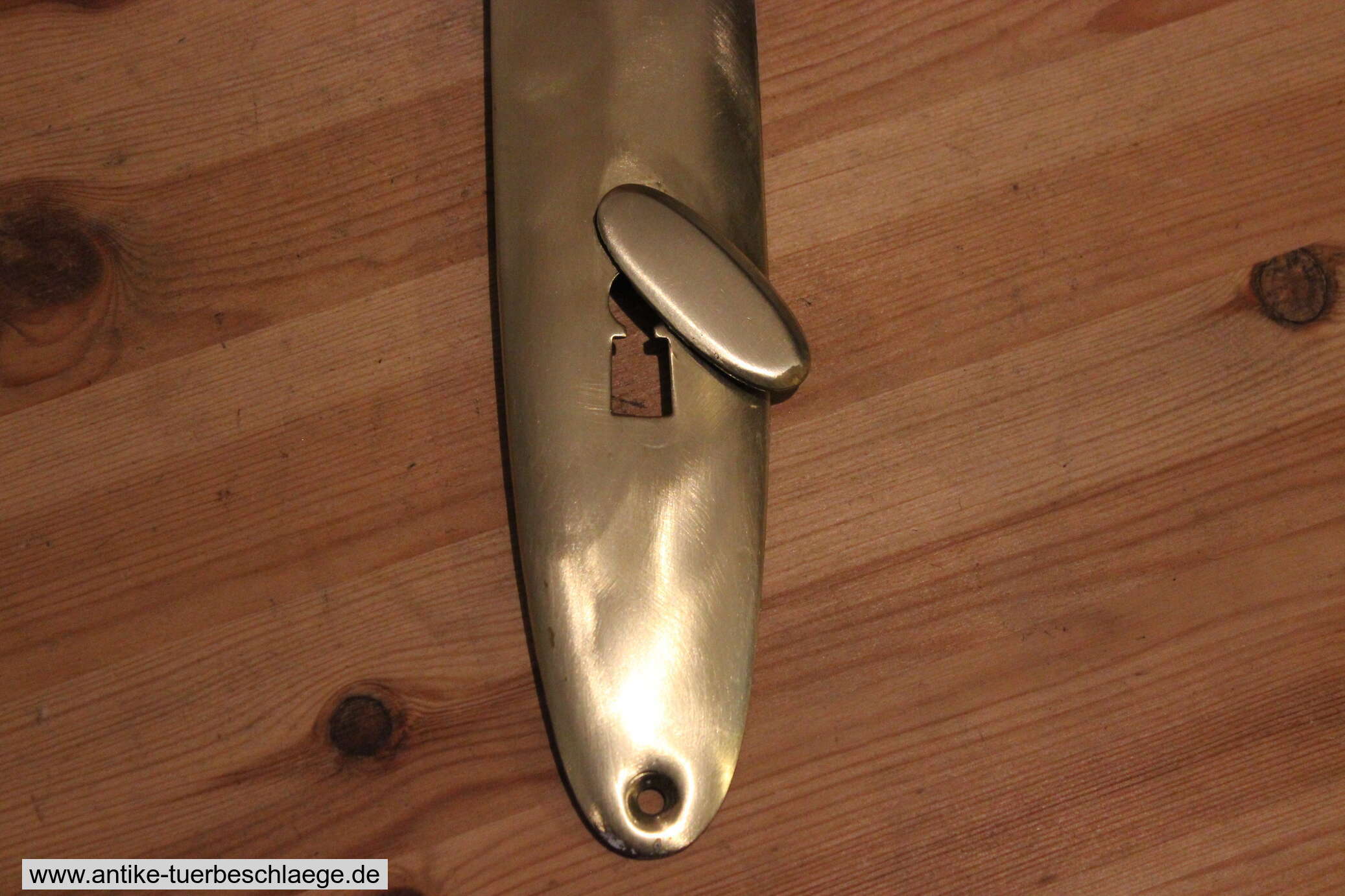 Antike Jugendstil Türklinke (schlicht, oval) – Ansicht 3