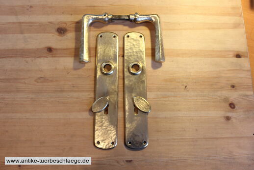 Türdrückergarnitur Jugendstil schlicht Hammermuster