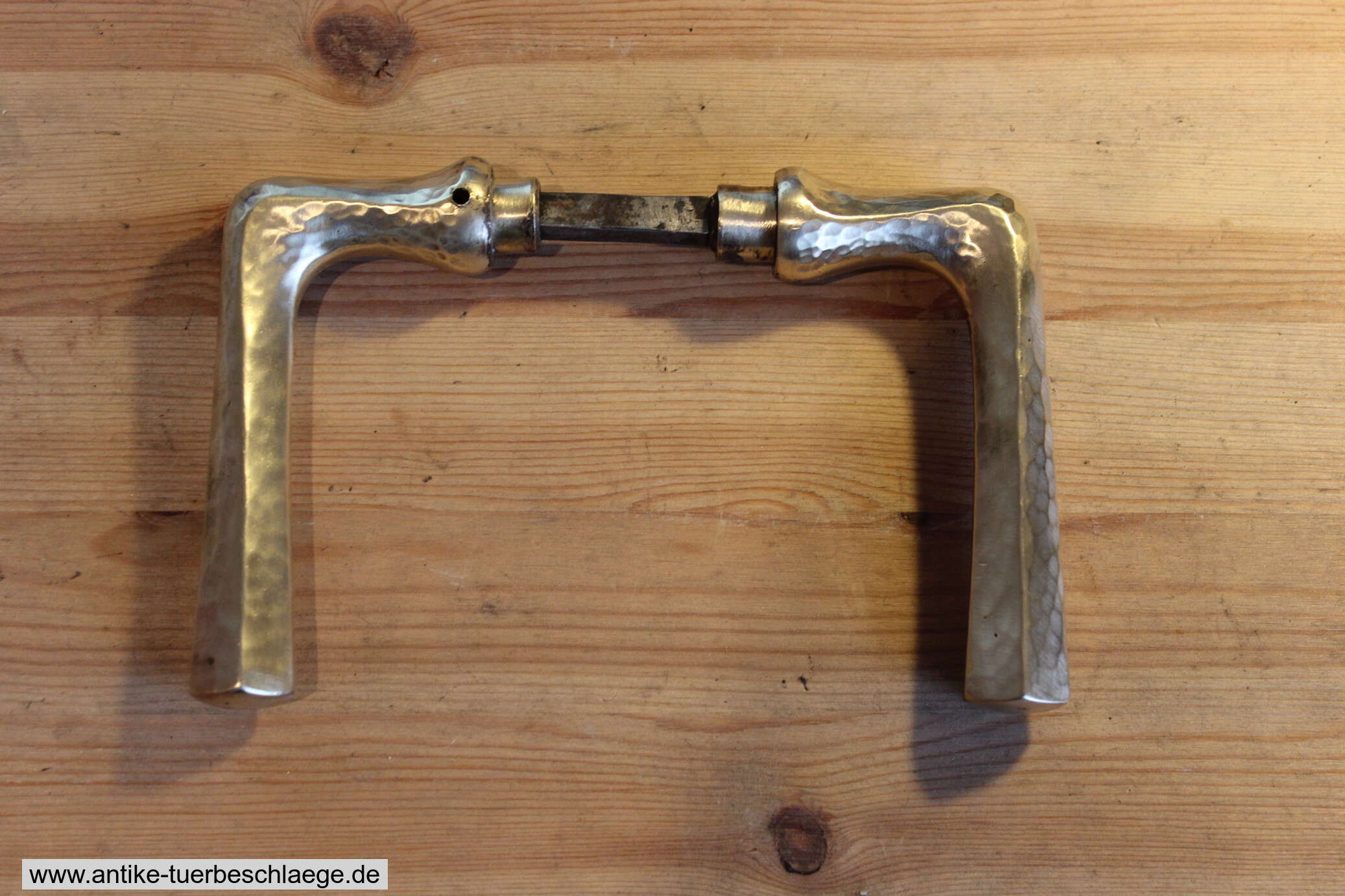 Türdrückergarnitur Jugendstil schlicht Hammermuster – Ansicht 4