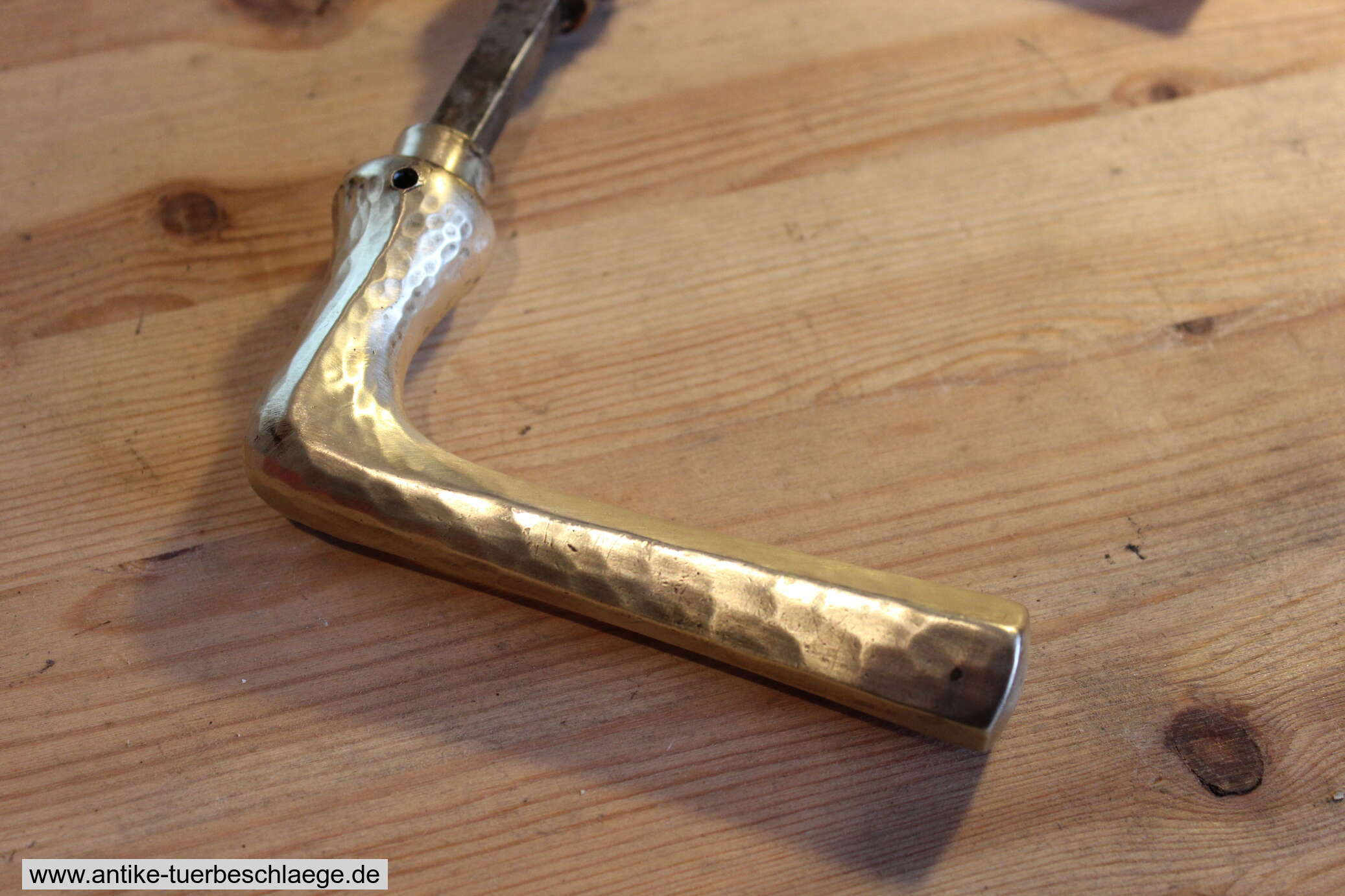 Türdrückergarnitur Jugendstil schlicht Hammermuster – Ansicht 5