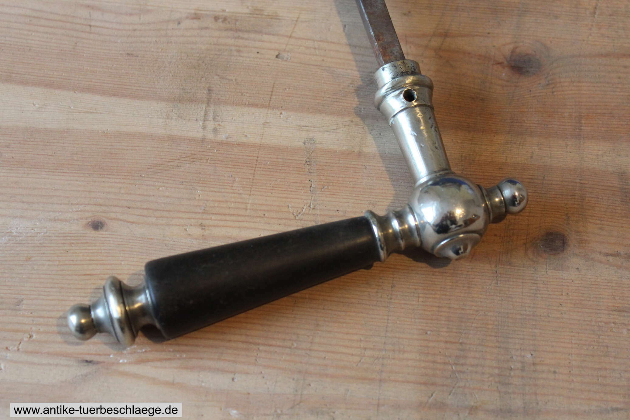 Antike Türklinke Jugendstil schlicht (Rosetten) vernickelt #1 – Ansicht 5