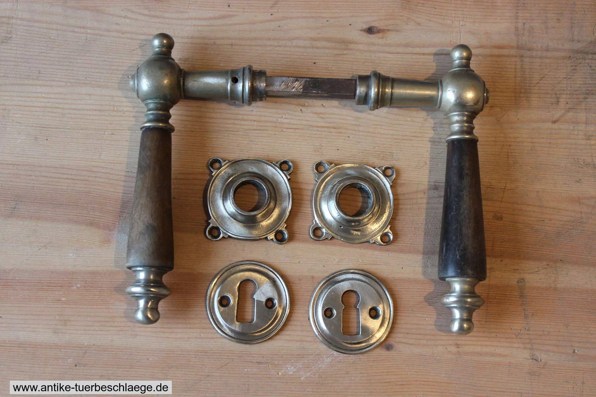 Antike Türklinke Jugendstil schlicht (Rosetten) vernickelt #3 – Ansicht 1