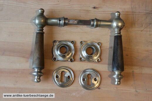 Antike Türklinke Jugendstil schlicht (Rosetten) vernickelt #3