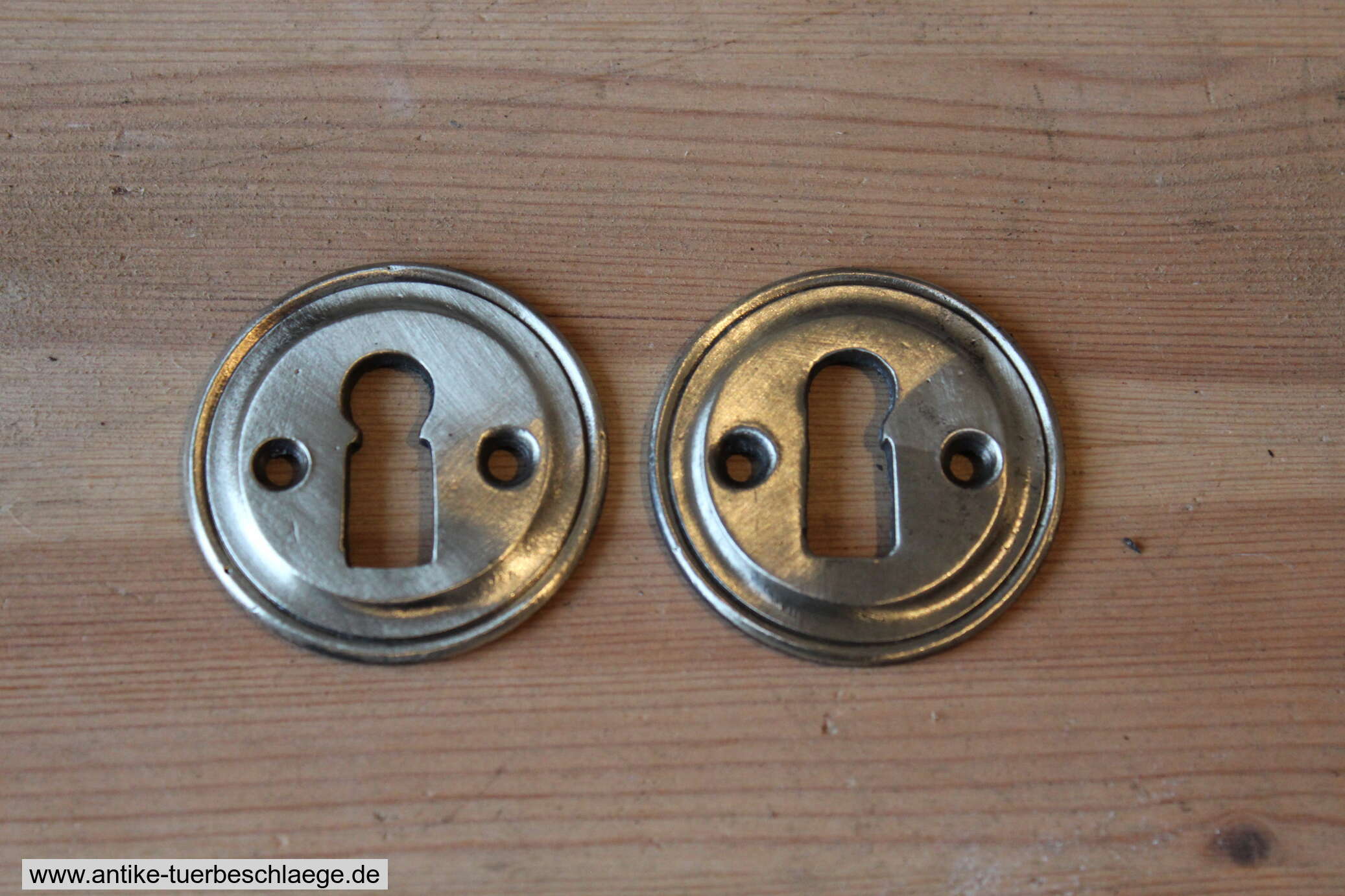 Antike Türklinke Jugendstil schlicht (Rosetten) vernickelt #3 – Ansicht 3