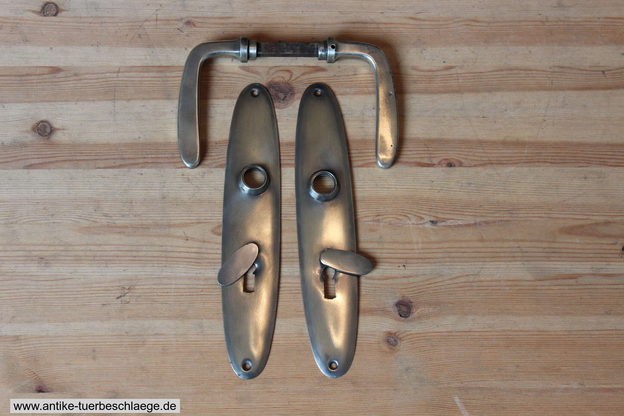 Antike Türklinke Jugendstil schlicht vernickelt #1 – Ansicht 1