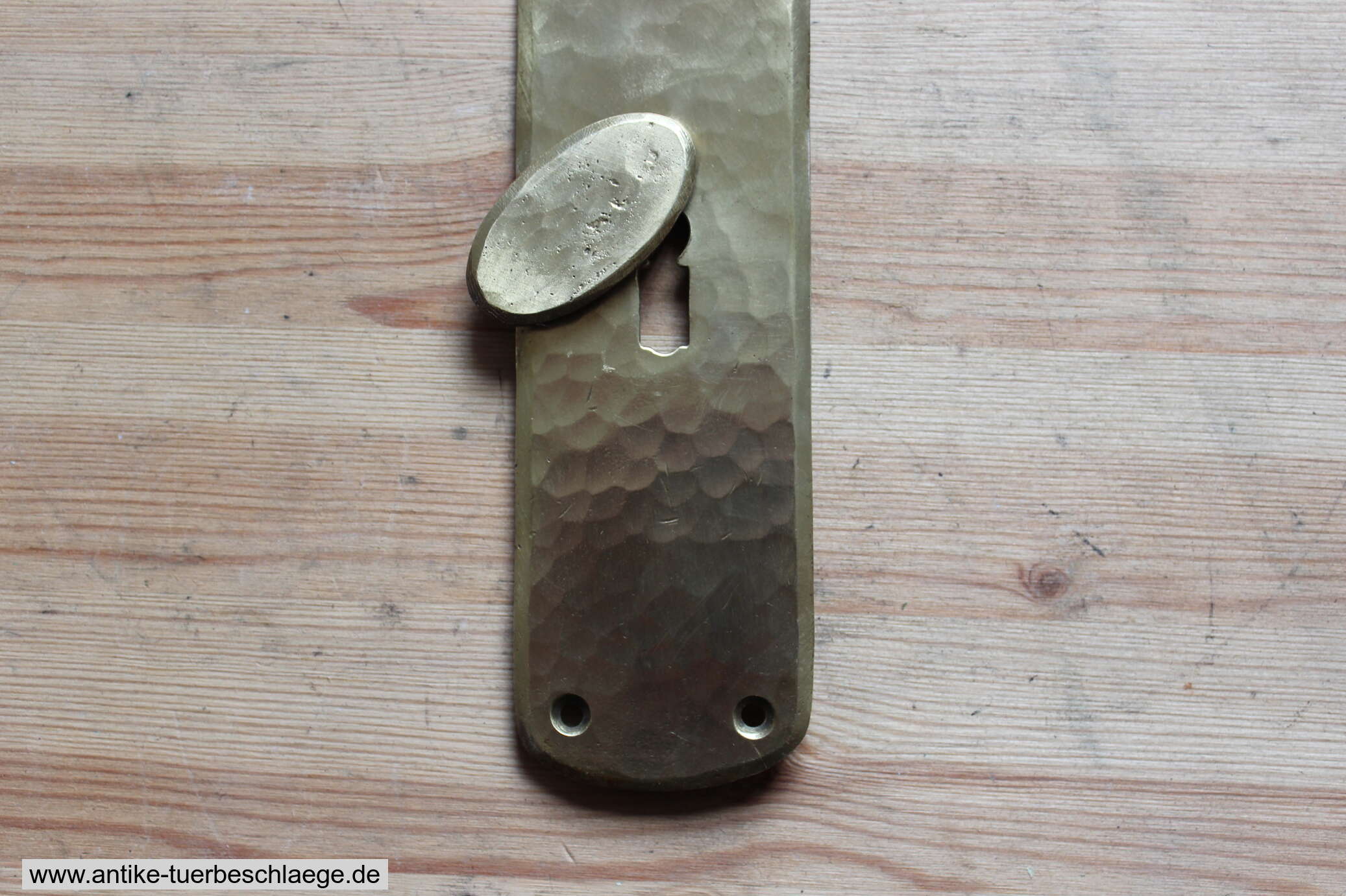 Gehämmertes antike Baushausmuster (~ 1930) – Ansicht 3