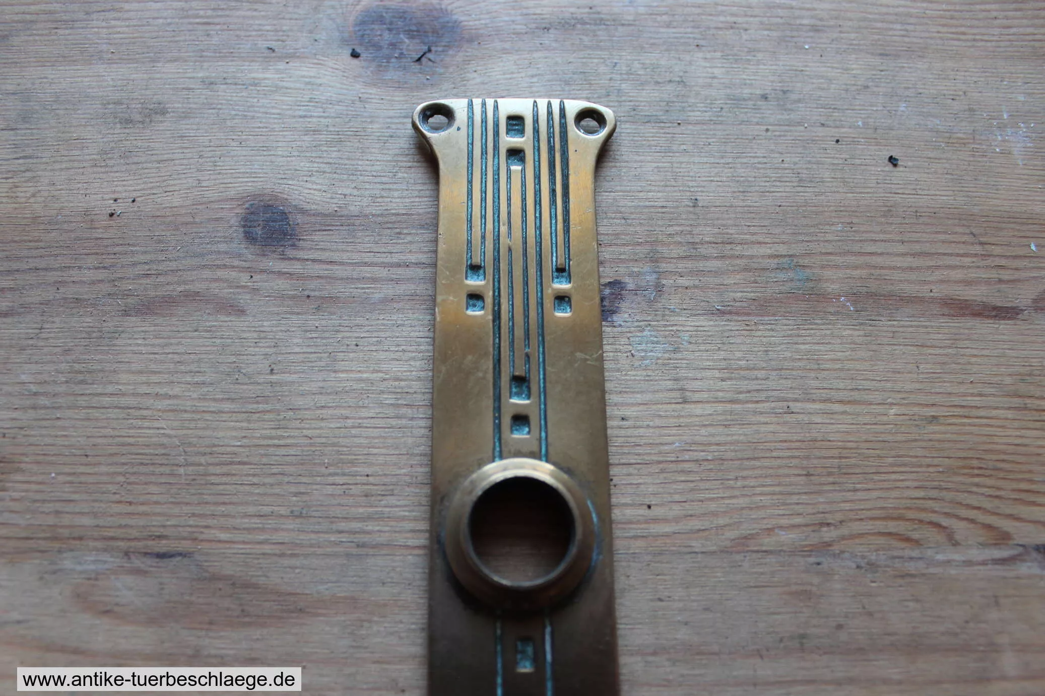 Geometrischer Jugendstil Türdrücker 1915 – Ansicht 2