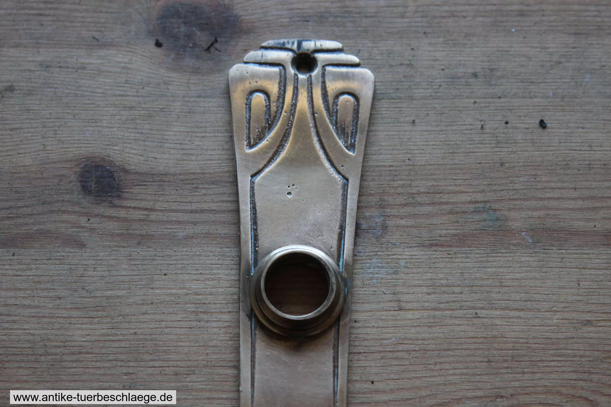 Geometrischer Jugendstil Türdrücker 1915 – Ansicht 2