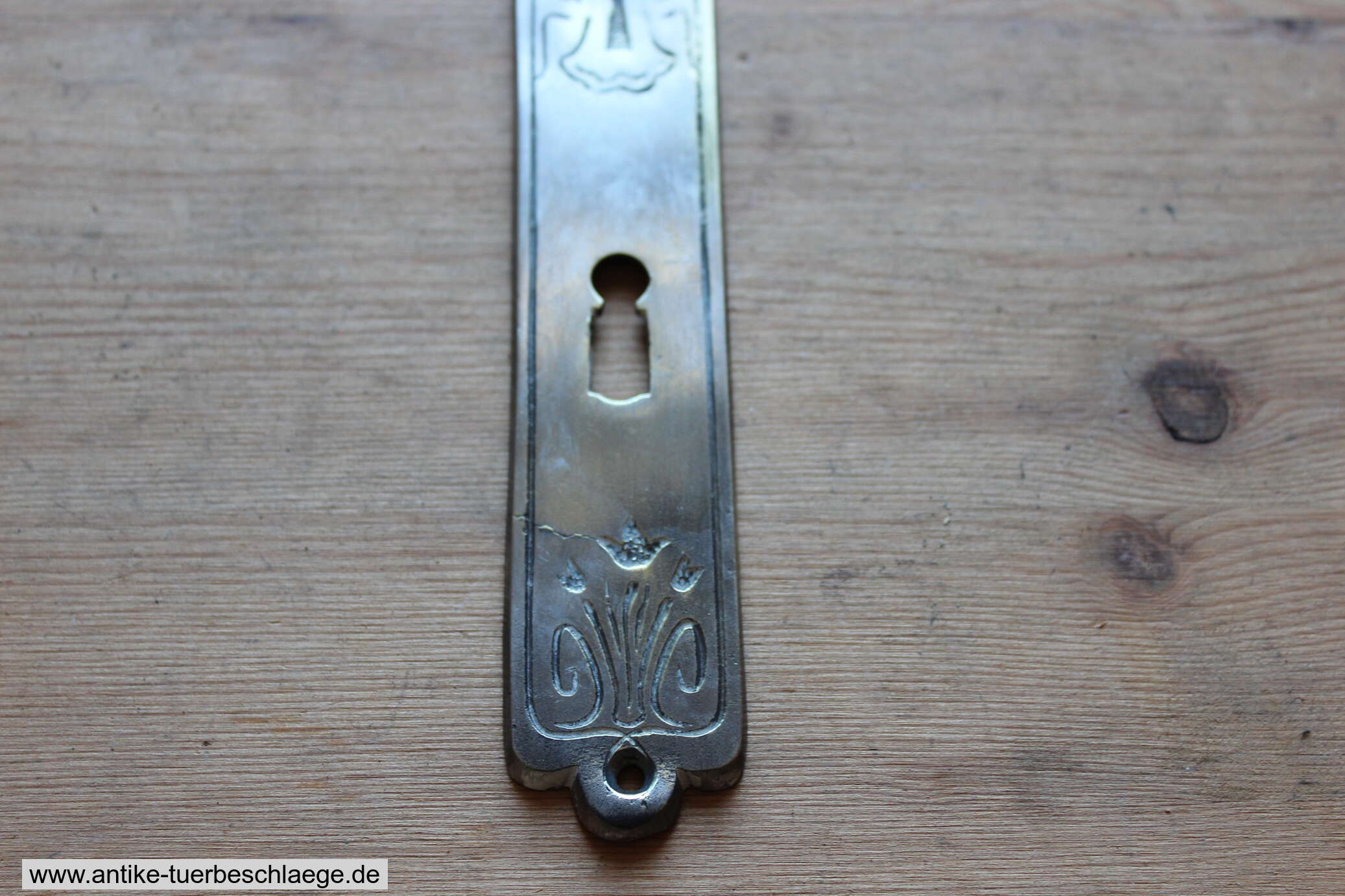 Floraler Jugendstil Türdrückergarnitur 1915 – Ansicht 3