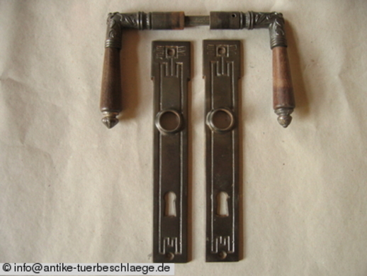 Antike Türklinke floraler geometrischer Jugendstil