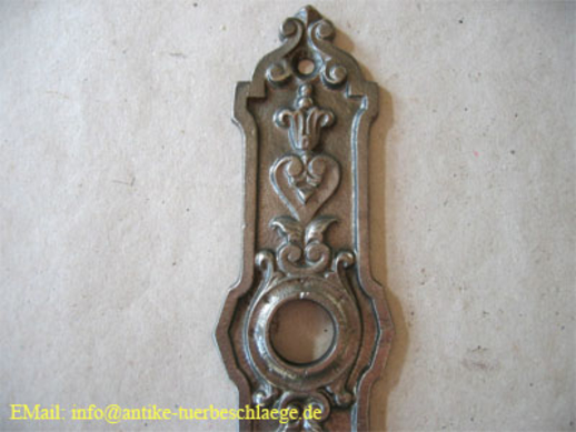 Jugendstil Türklinke, schlicht aus Gusseisen (um 1920)