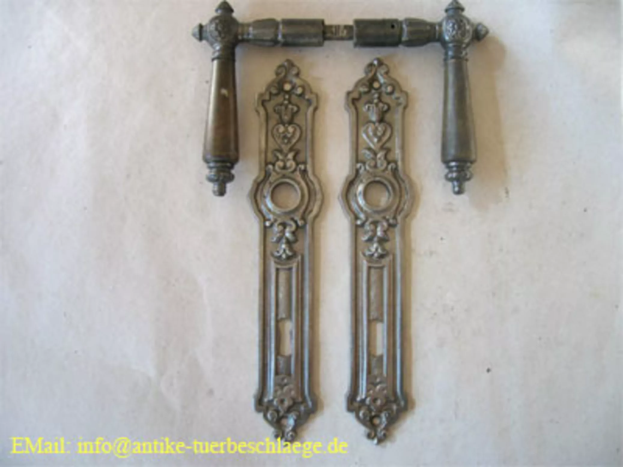 Jugendstil Türklinke, schlicht aus Gusseisen (um 1920) – Ansicht 2