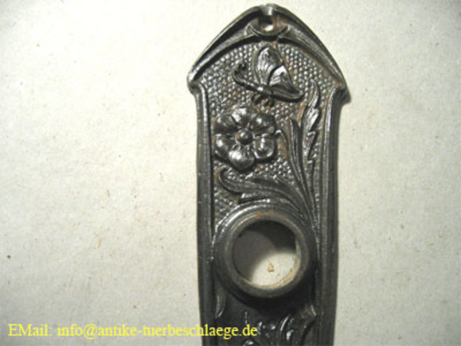 Antiler, floraler Jugendstil Türgriff (~1920)