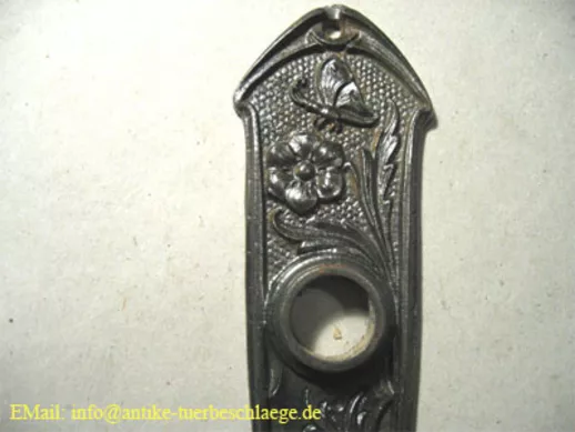 Antiler, floraler Jugendstil Türgriff (~1920)