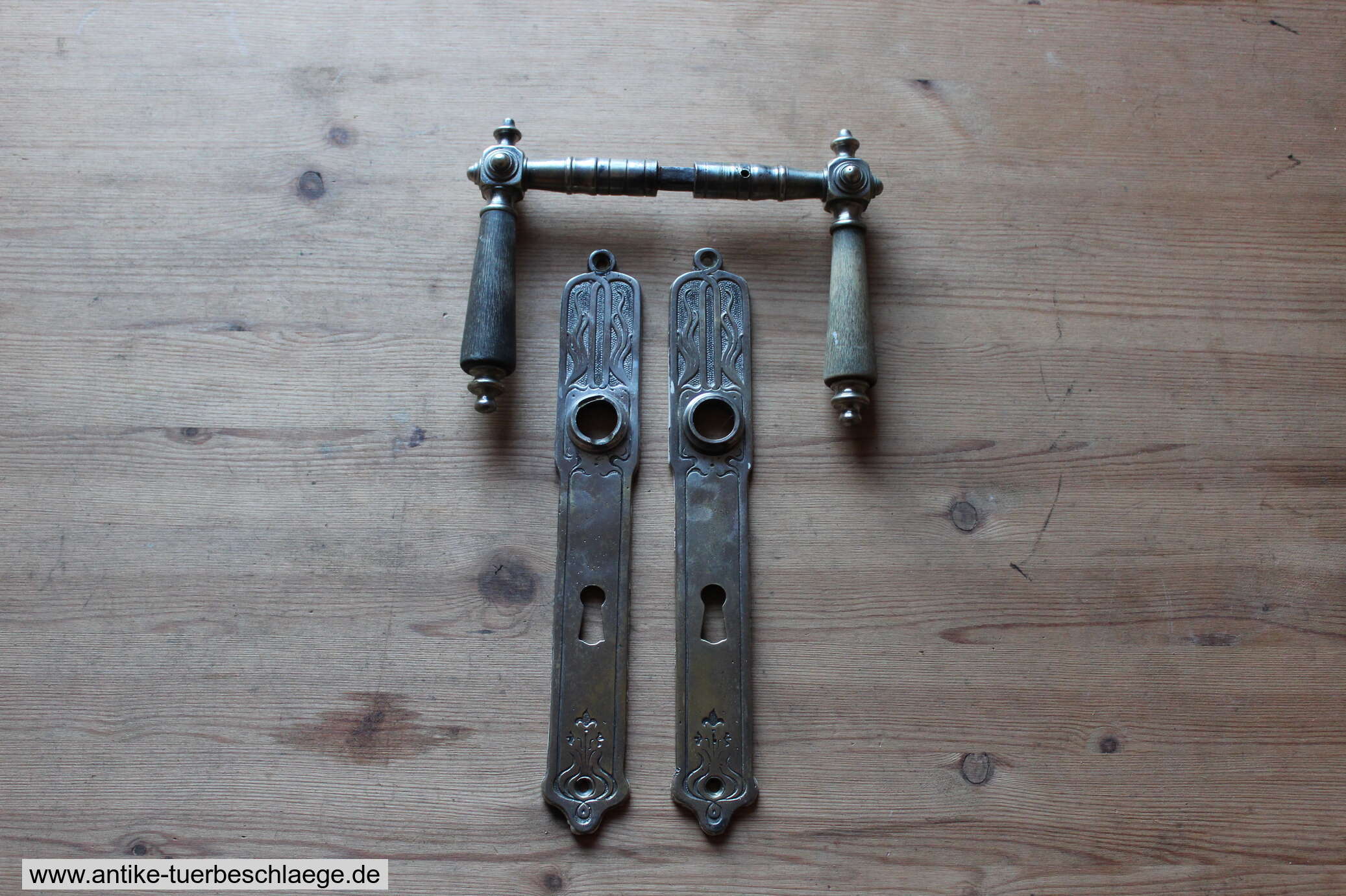 Antike Jugendstilgarnitur ca. 1920 – Ansicht 1