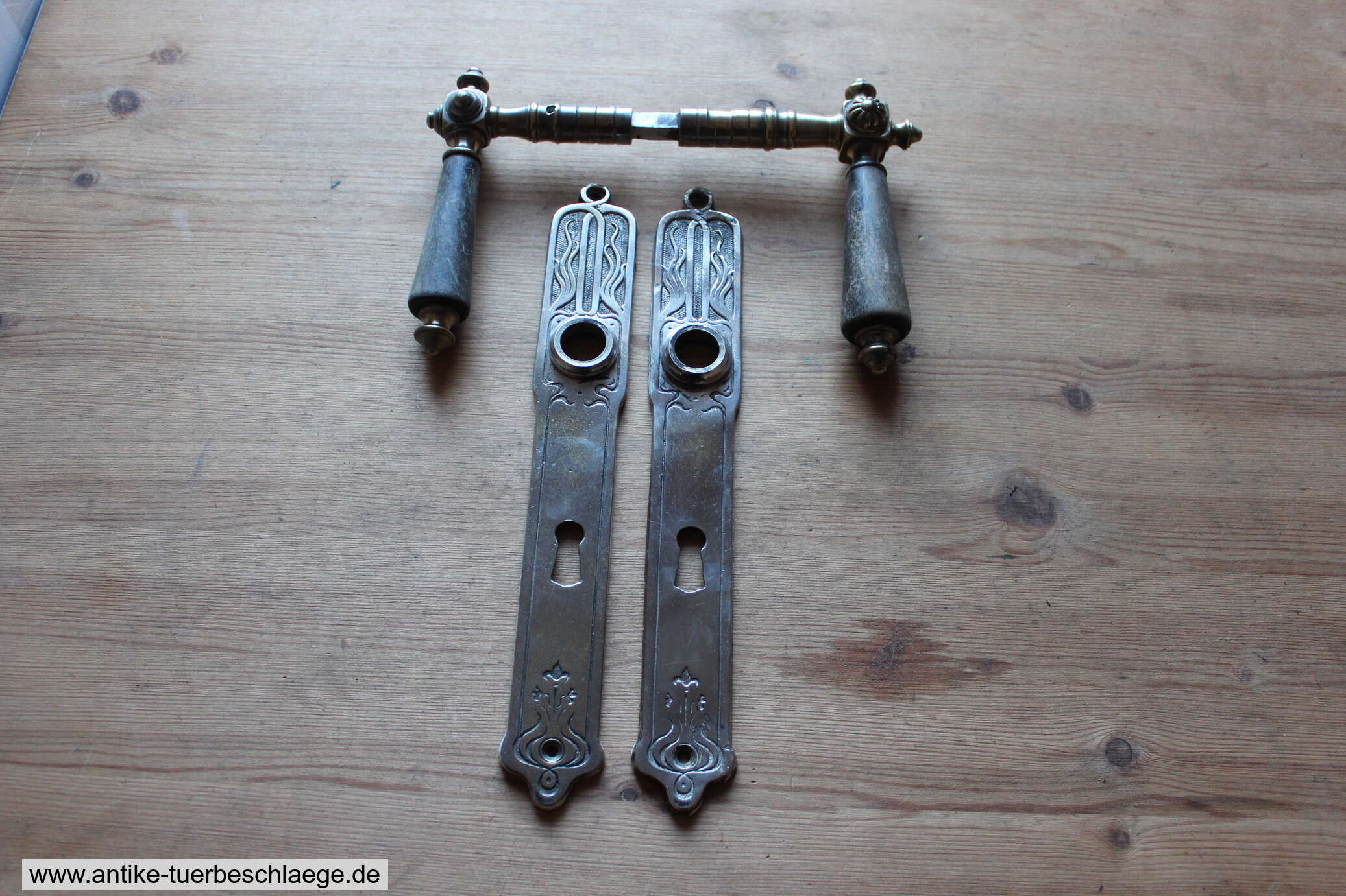 Antike Jugendstilgarnitur ca. 1920 – Ansicht 1